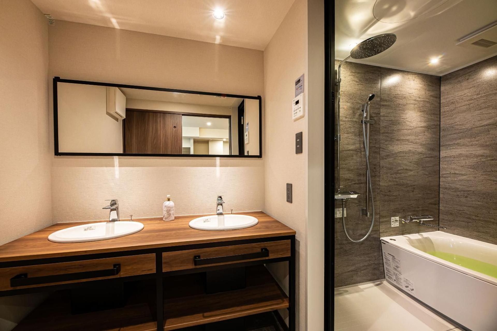 Family Room (Four Double Beds) - Non-Smoking - Cleaning Fee Extra