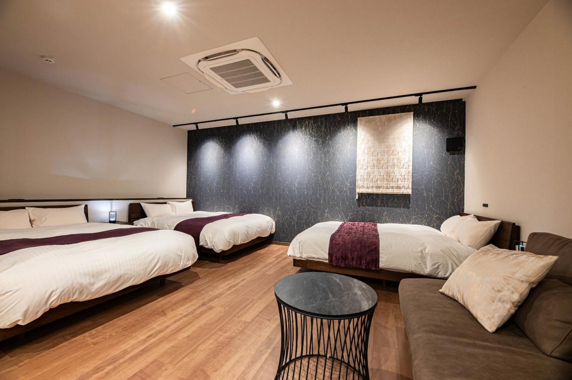 Deluxe Room (Three Double Beds) - Non-Smoking - Cleaning Fee Extra