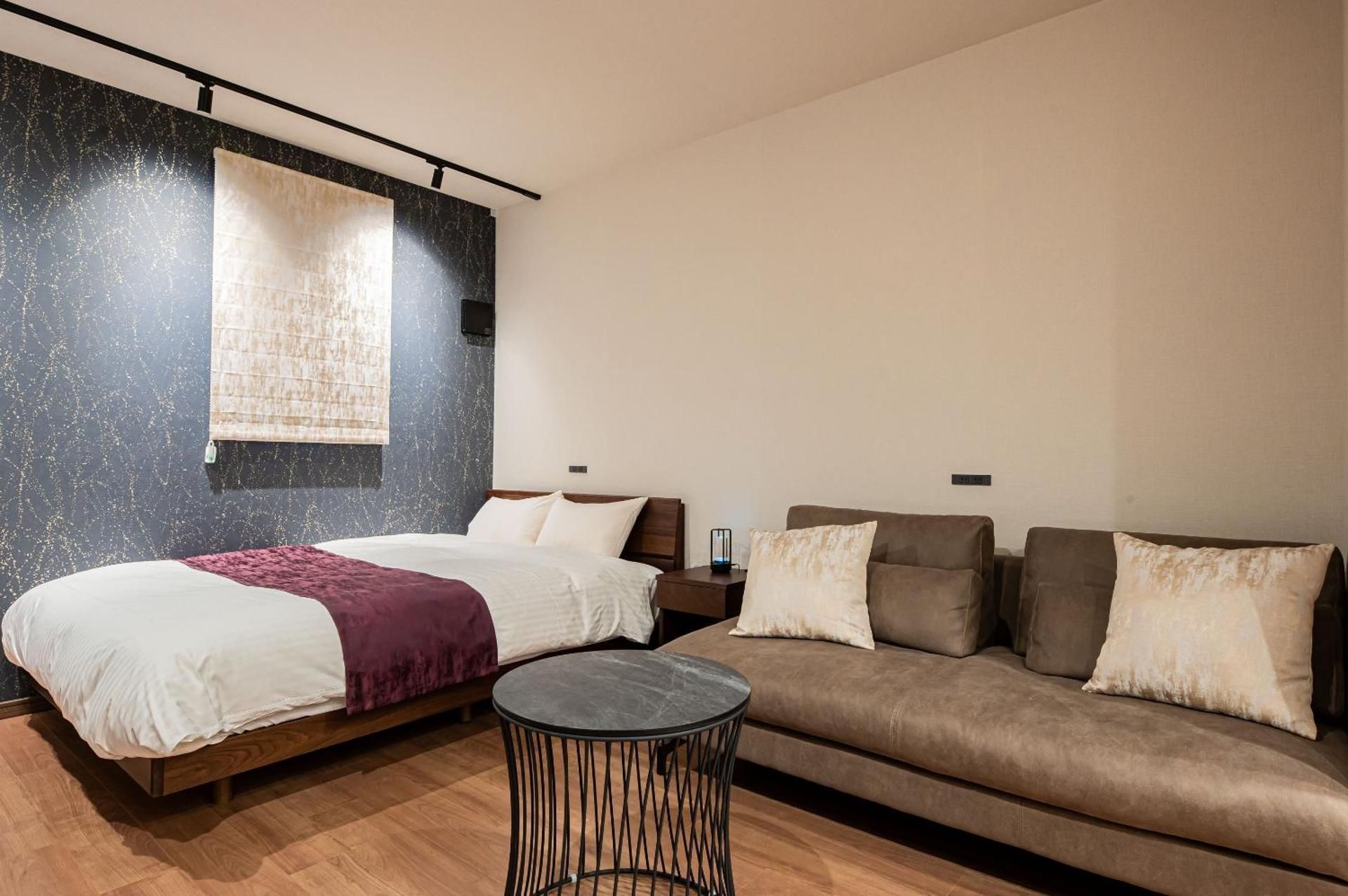 Deluxe Room (Three Double Beds) - Non-Smoking - Cleaning Fee Extra
