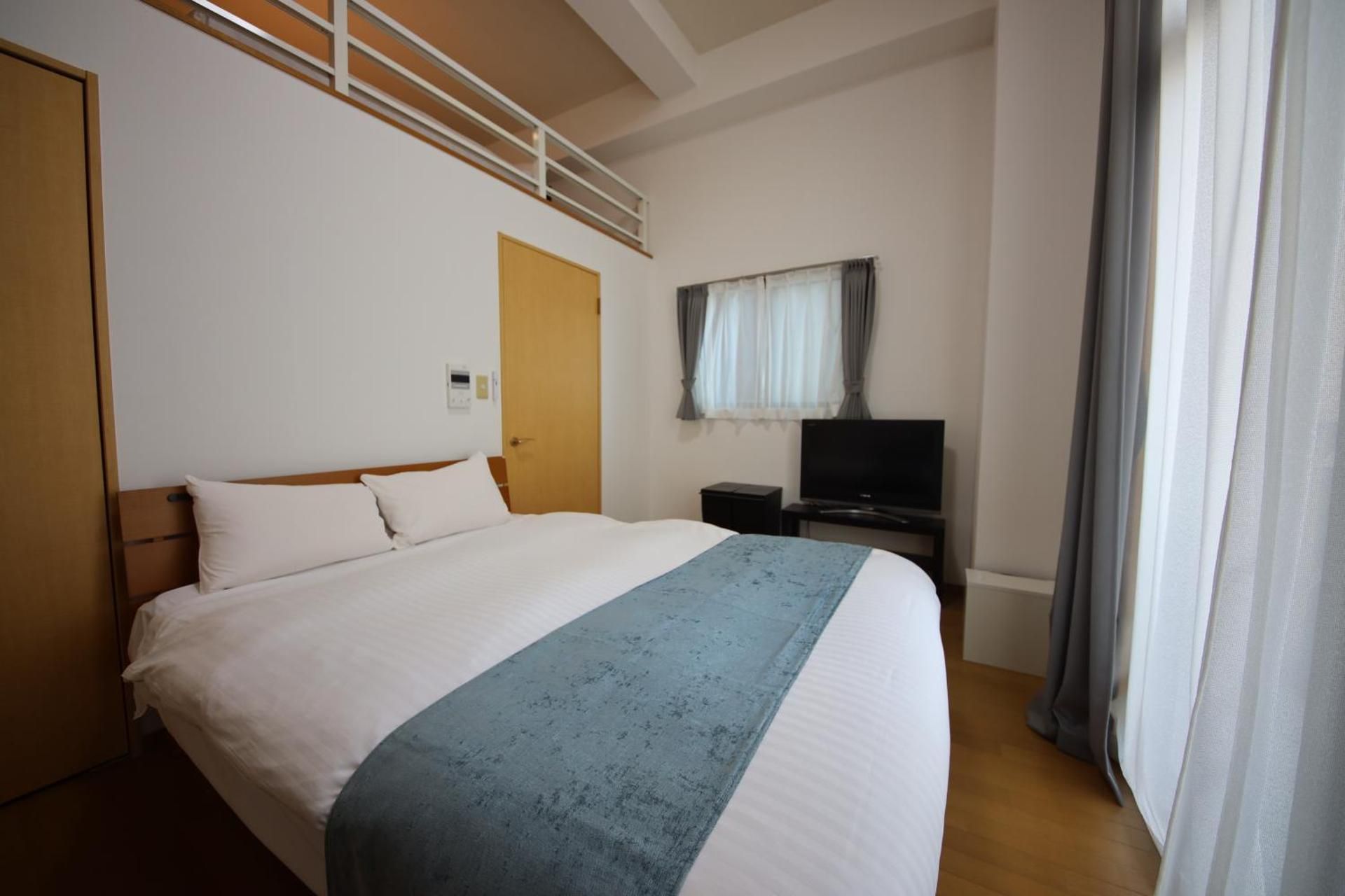 Standard Room (2 Double Beds) with Kitchen - Non-Smoking - Cleaning Fee Extra - No Cleaning for Consecutive Night Stays