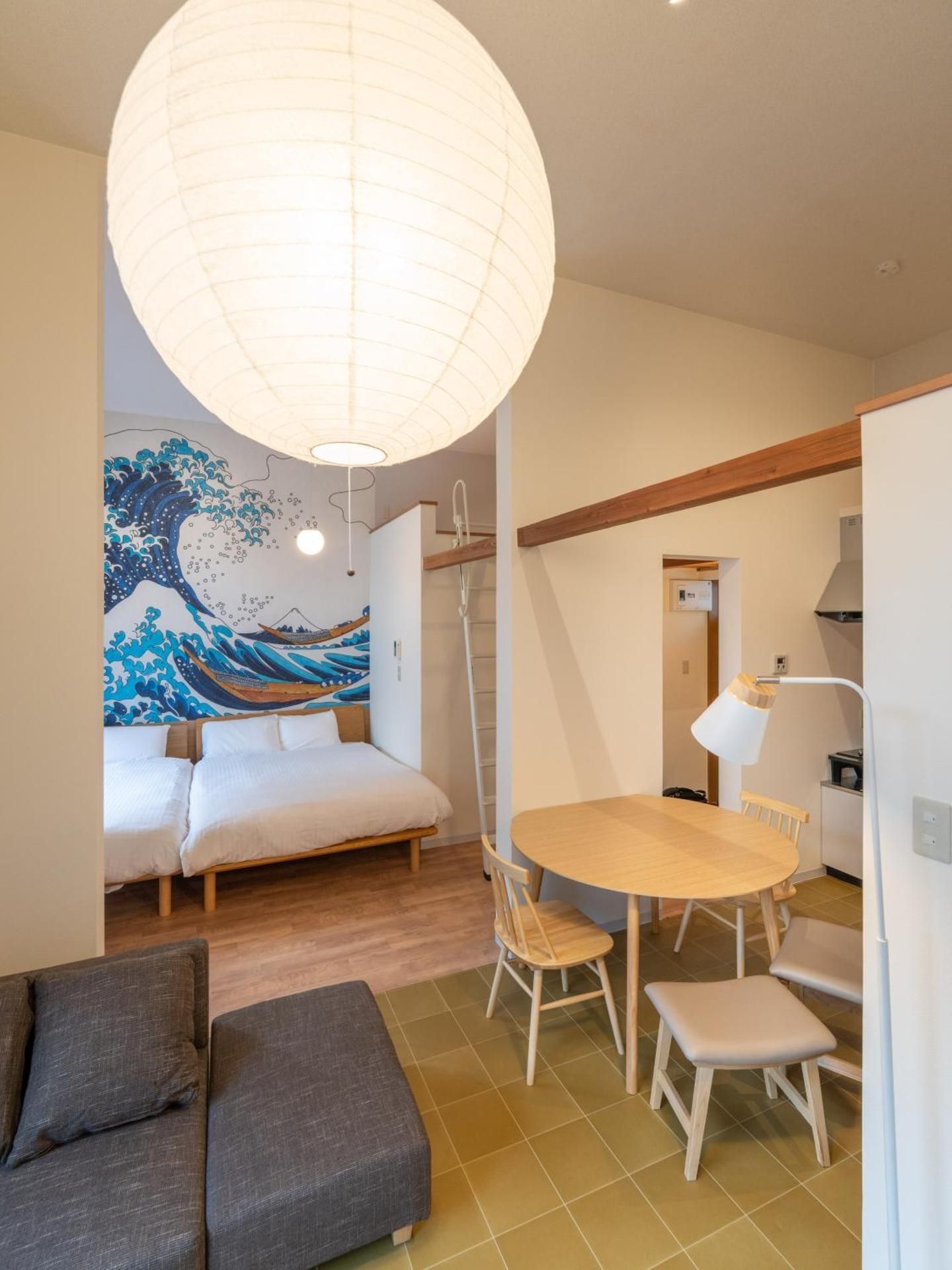 One-bedroom Loft Apartment 