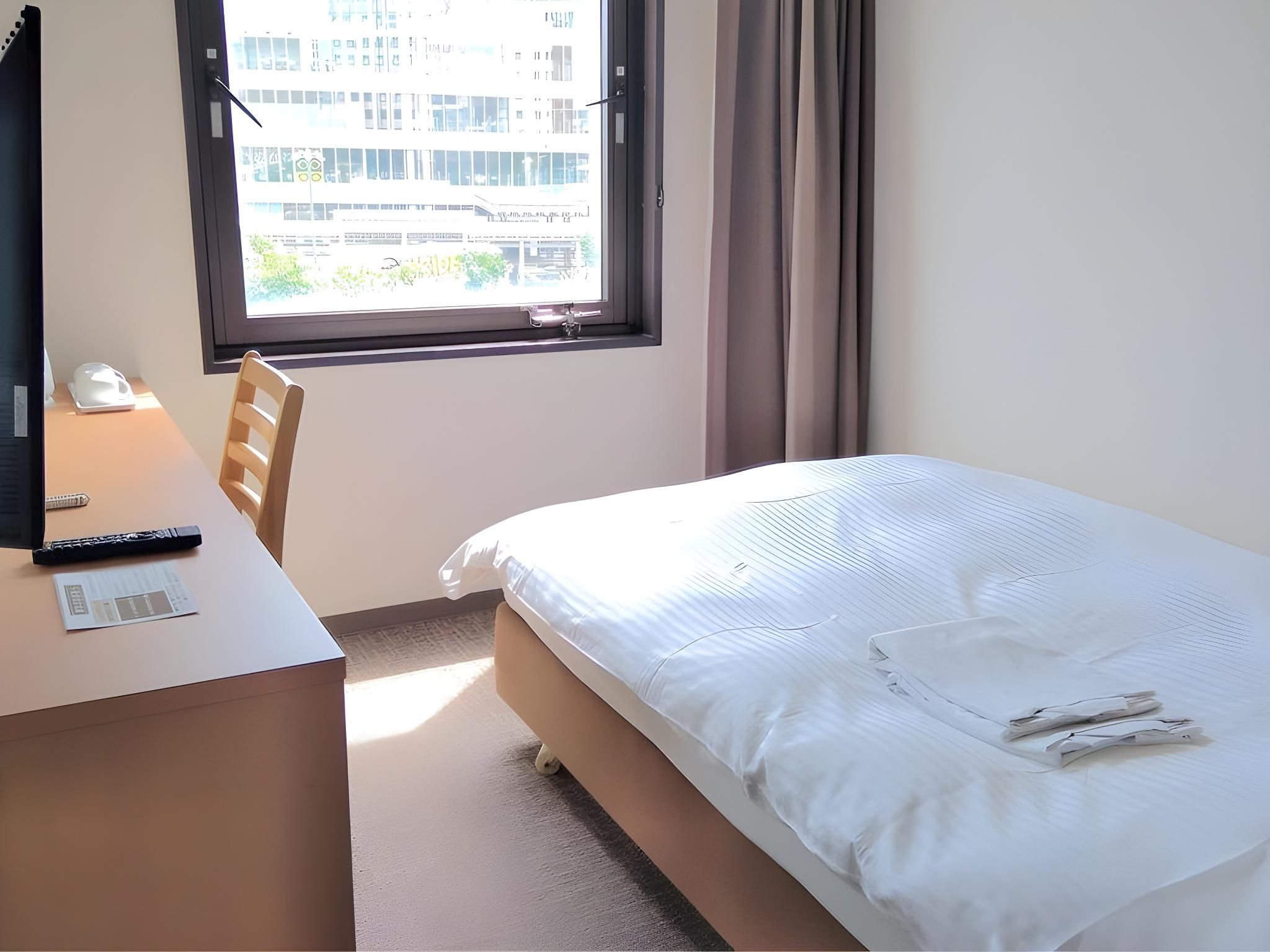 Moderate Semi-Double Room - Non-Smoking