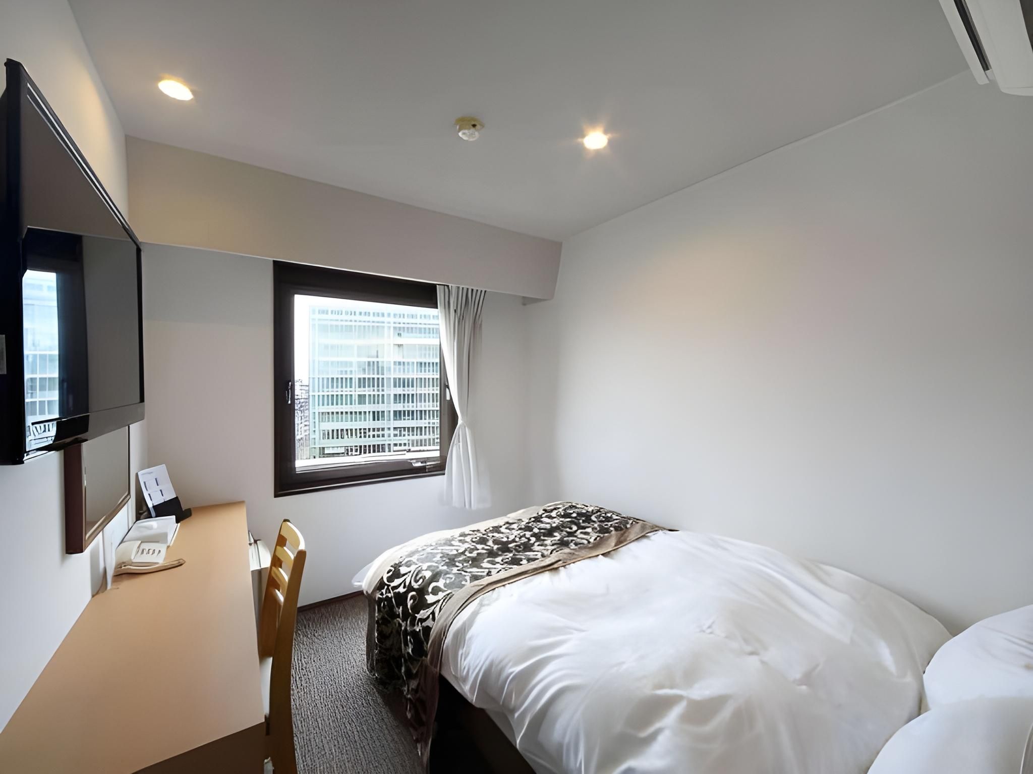 Moderate Semi-Double Room - Non-Smoking