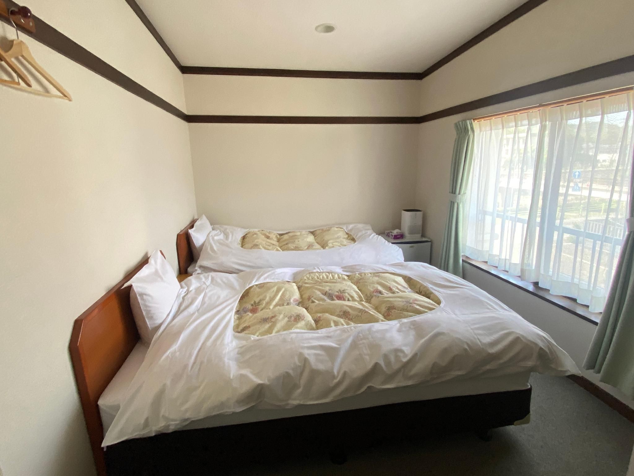 Twin Room with Shared Bathroom