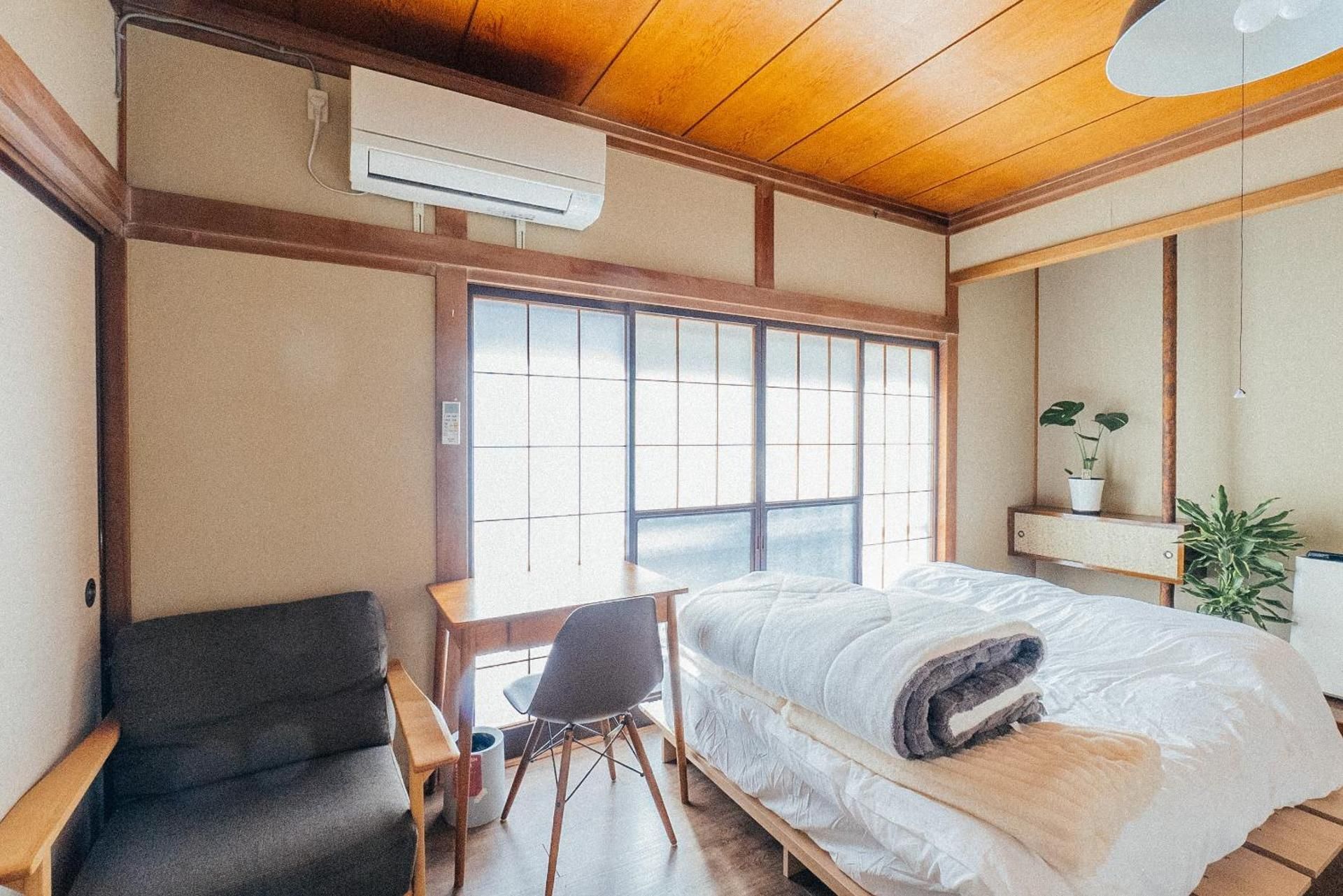 Double Room with Shared Bathroom