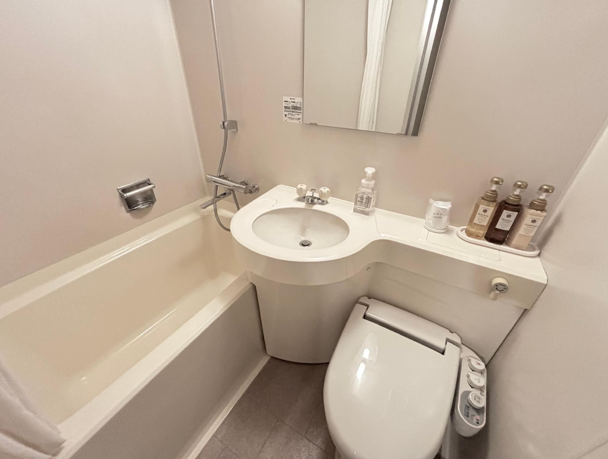 Main Building Small Double Room - Non-Smoking