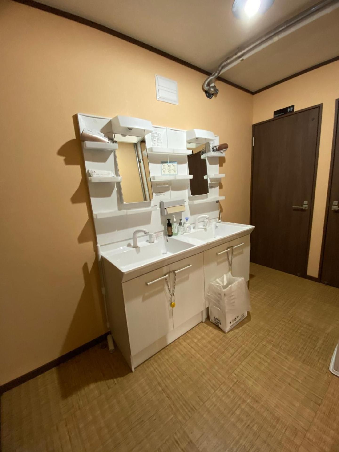 Japanese-Style Room