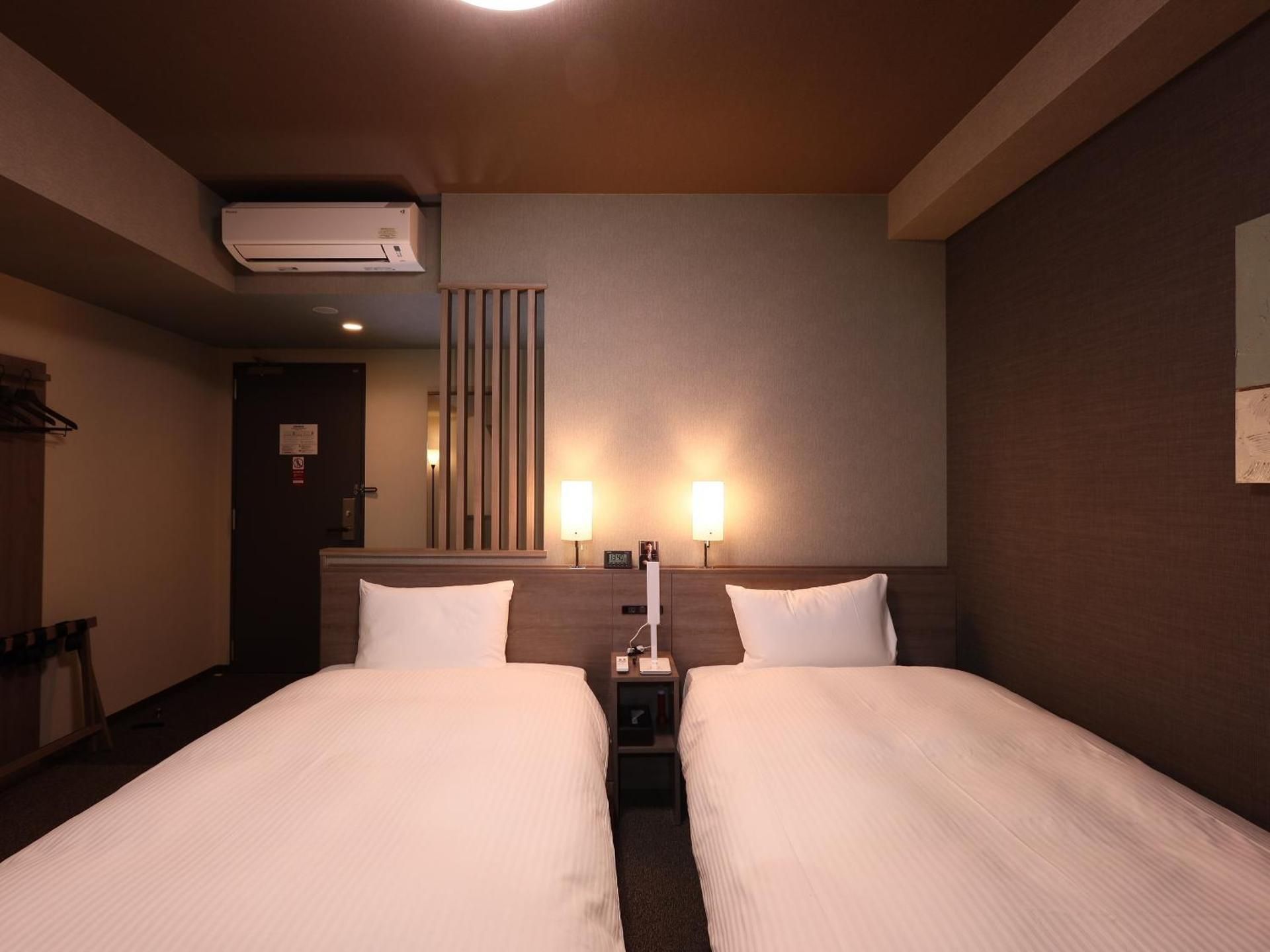 Twin Room - Non-Smoking