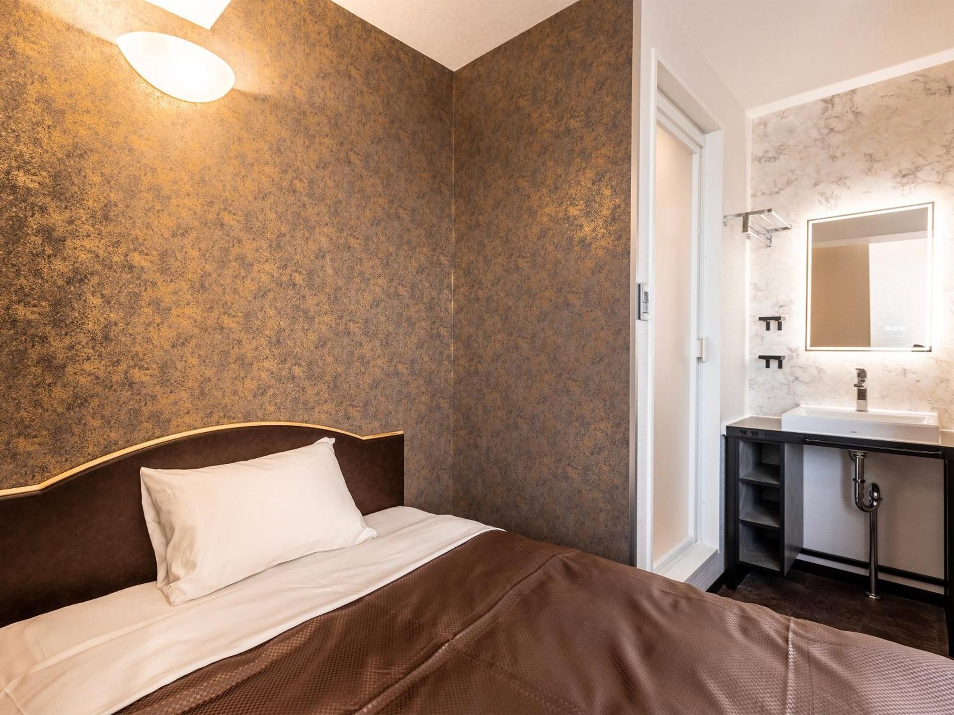 Standard Single Room with Shower