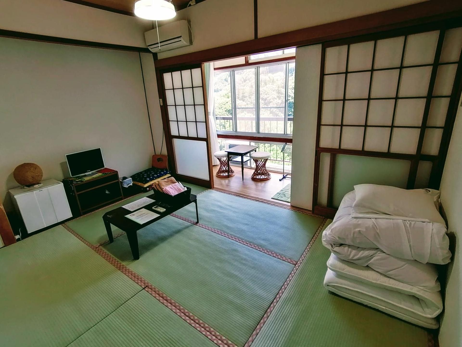 Standard Japanese-Style Room