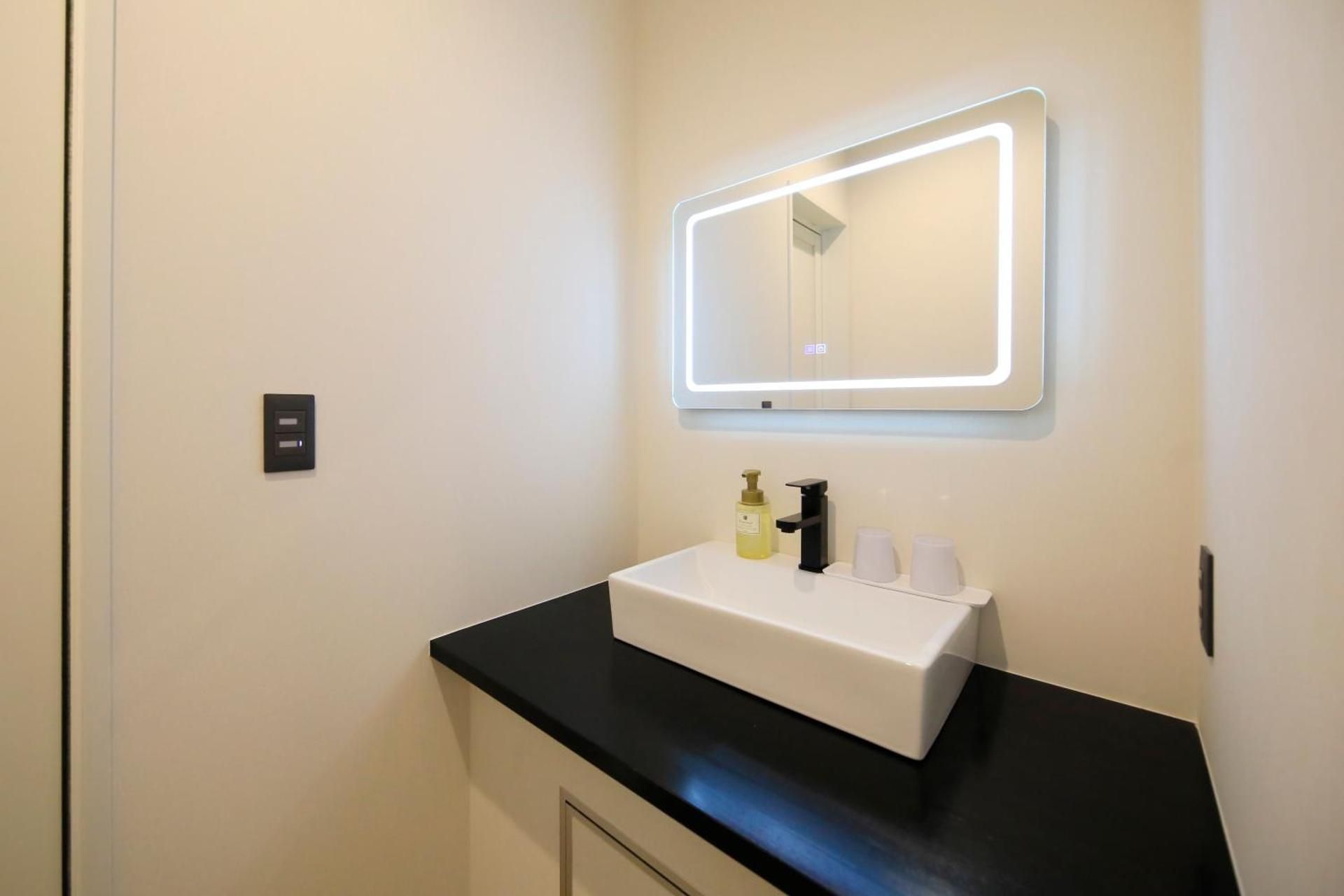 Economy Twin Room