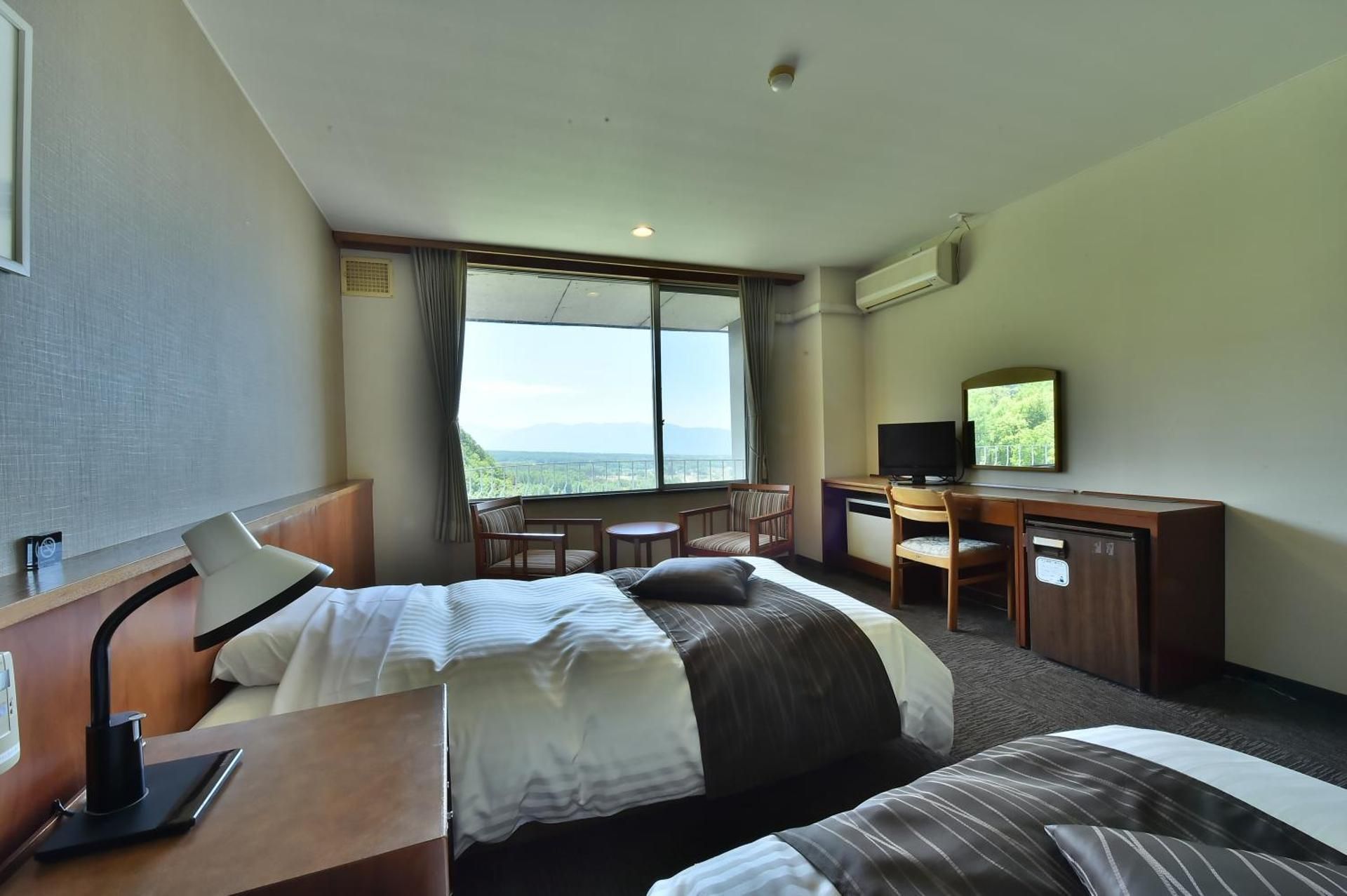Twin Room with Mountain View