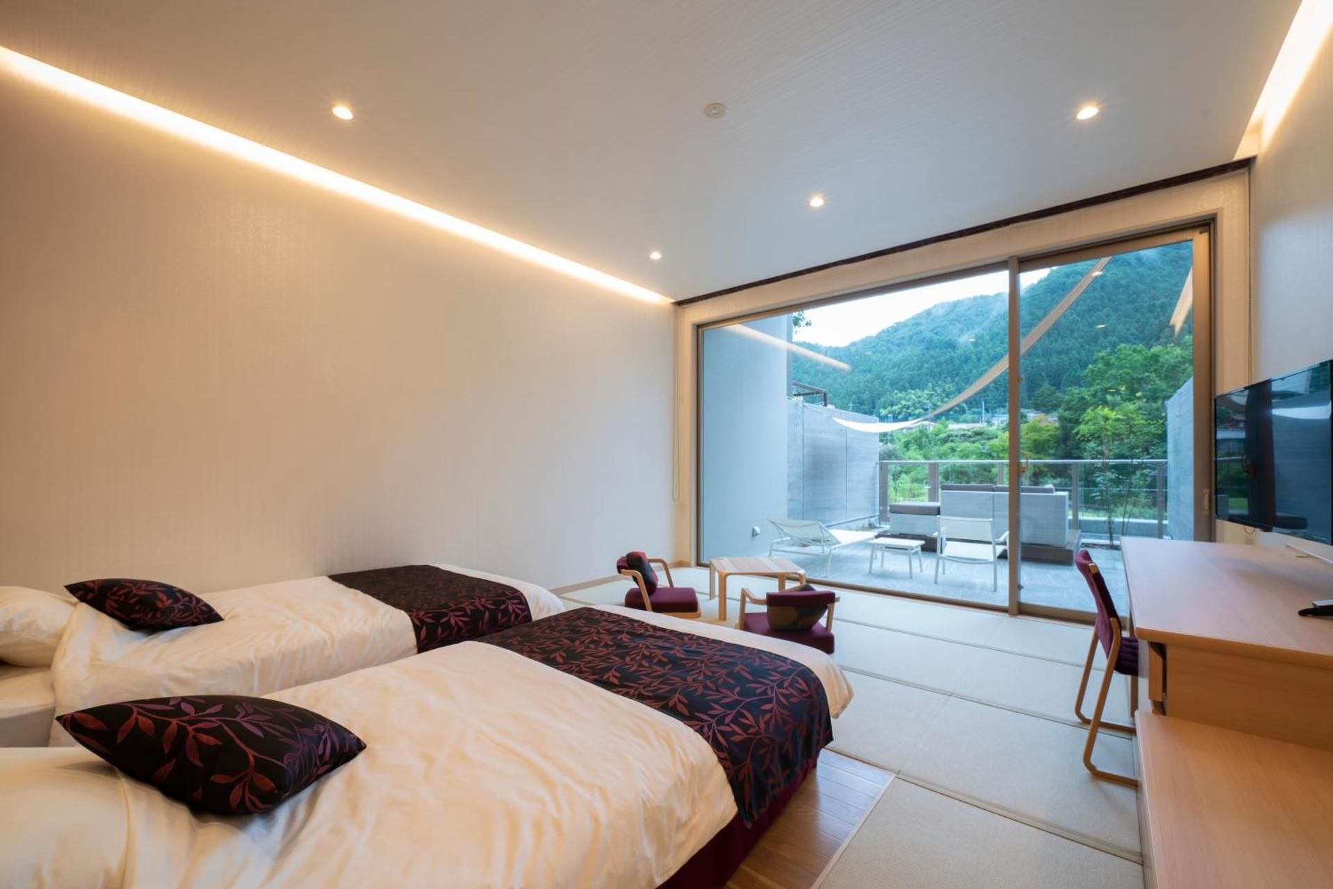 Twin Room with Balcony - Non Smoking - 1st Floor - New Building