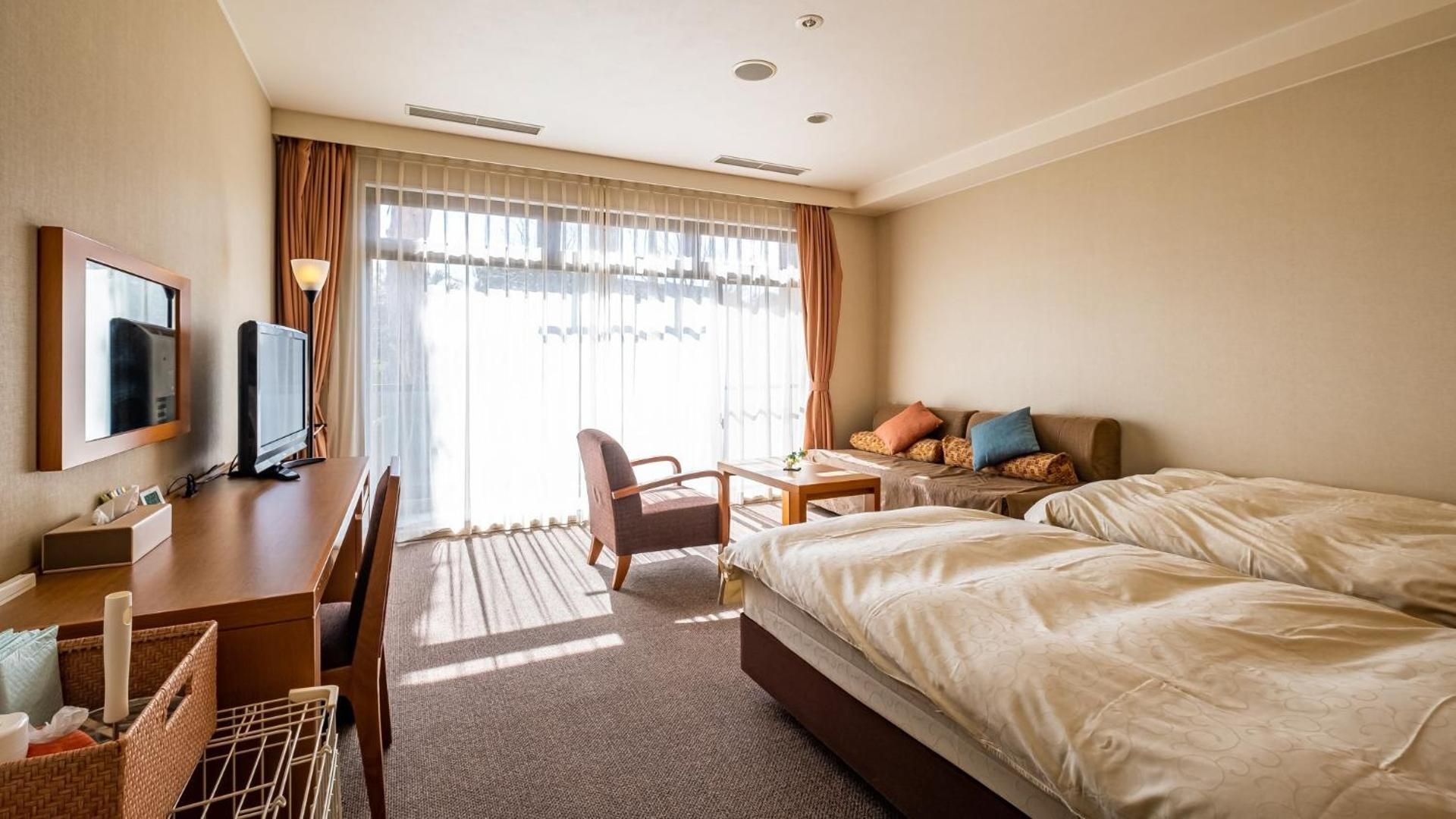 Deluxe Twin Room