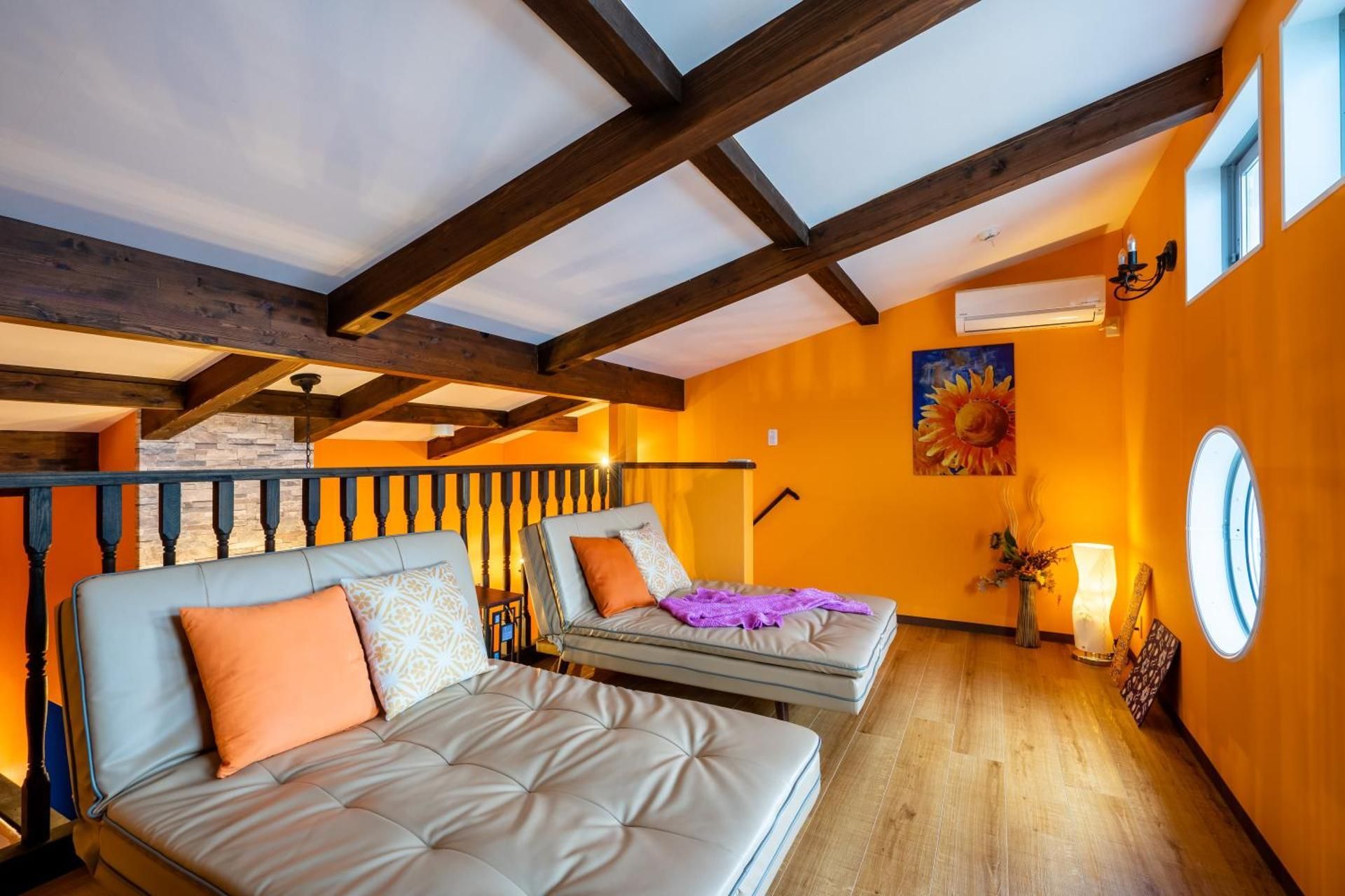 Cottage with Loft "Andalusia" Ocean View
