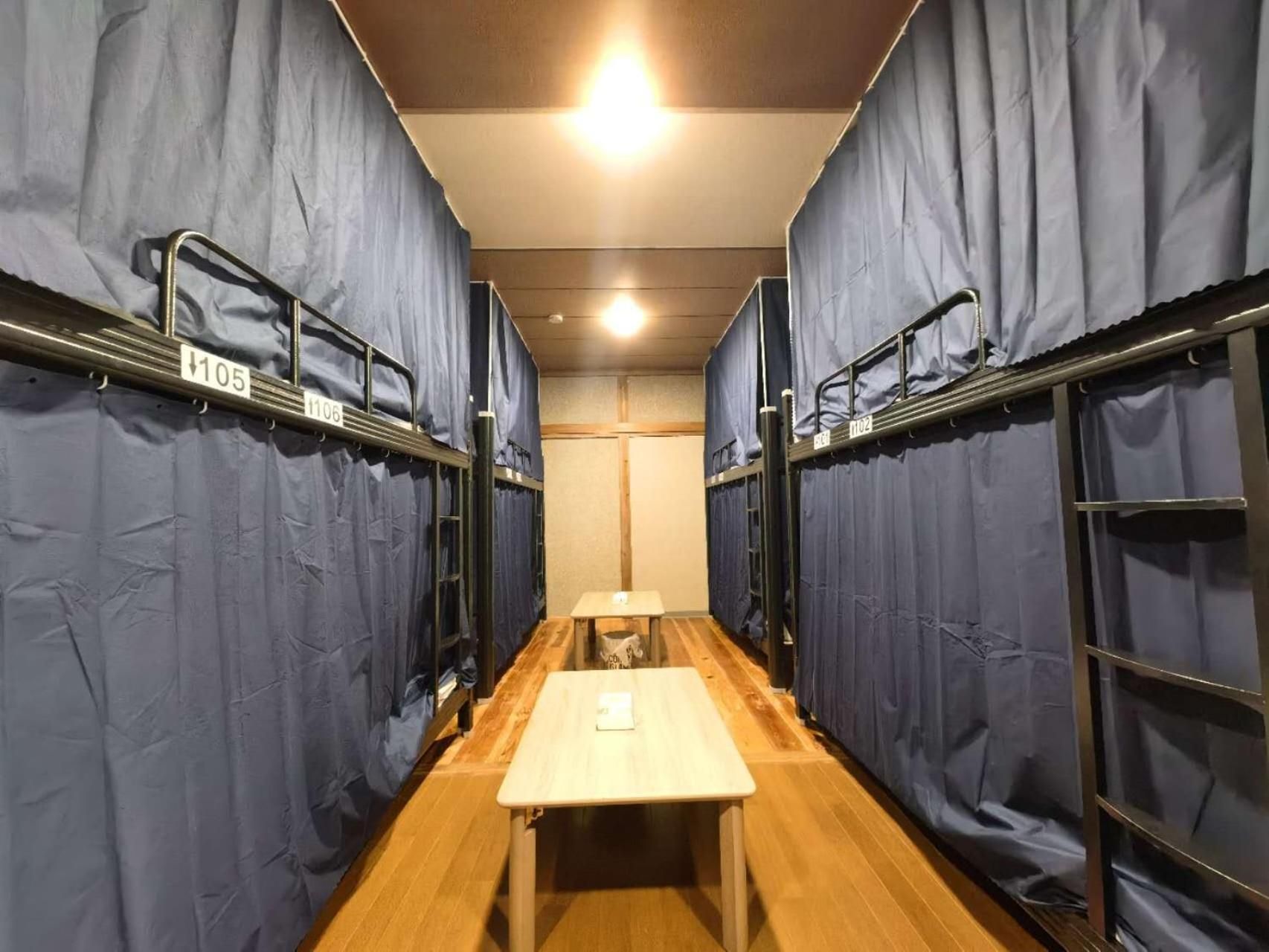 Single Bed in Mixed Dormitory Room