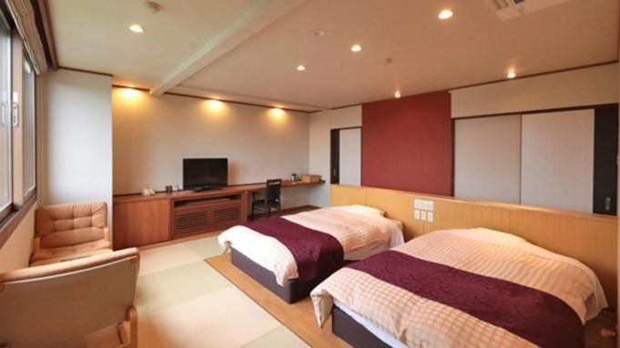 Twin Room with Tatami Area - Non-Smoking