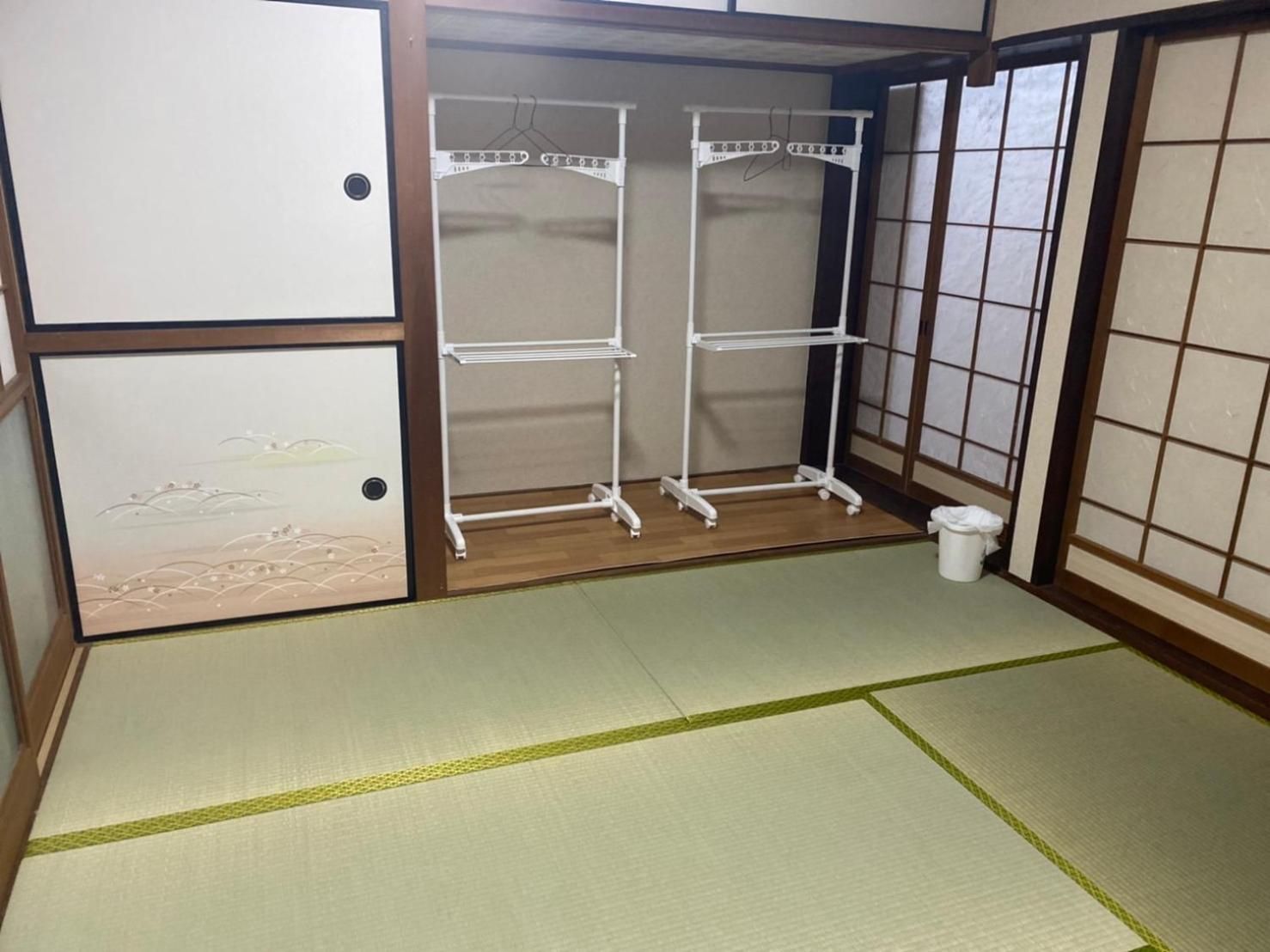 Economy Twin Room