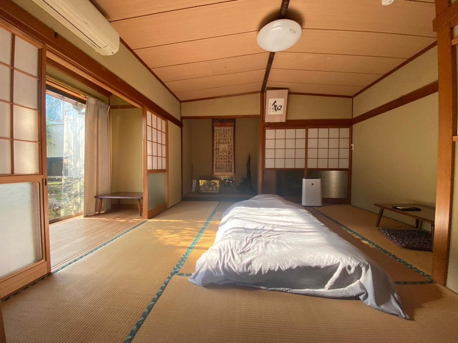 Japanese-Style Room