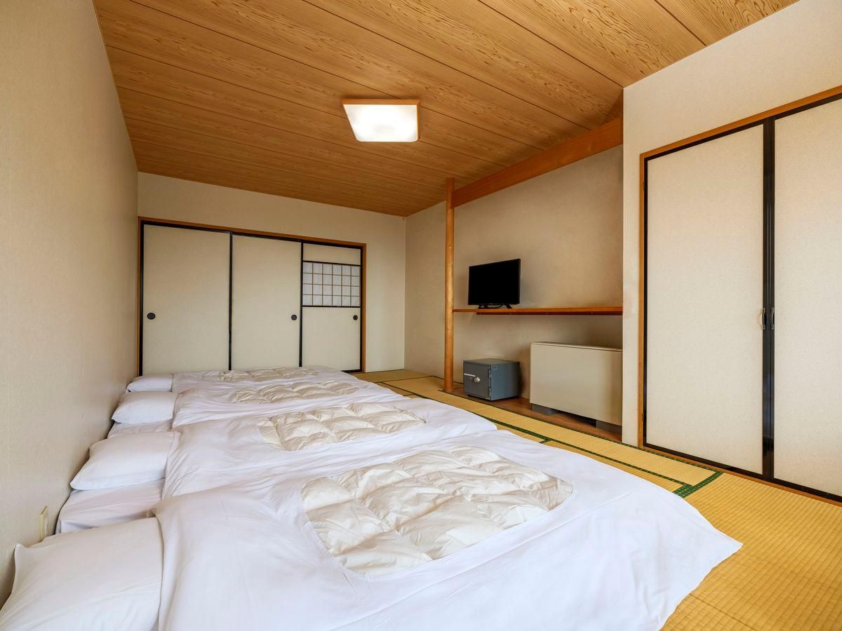 Eco Plan, Japanese B with Toilet - Non-Smoking, Housekeeping is Optional with Additional Cost