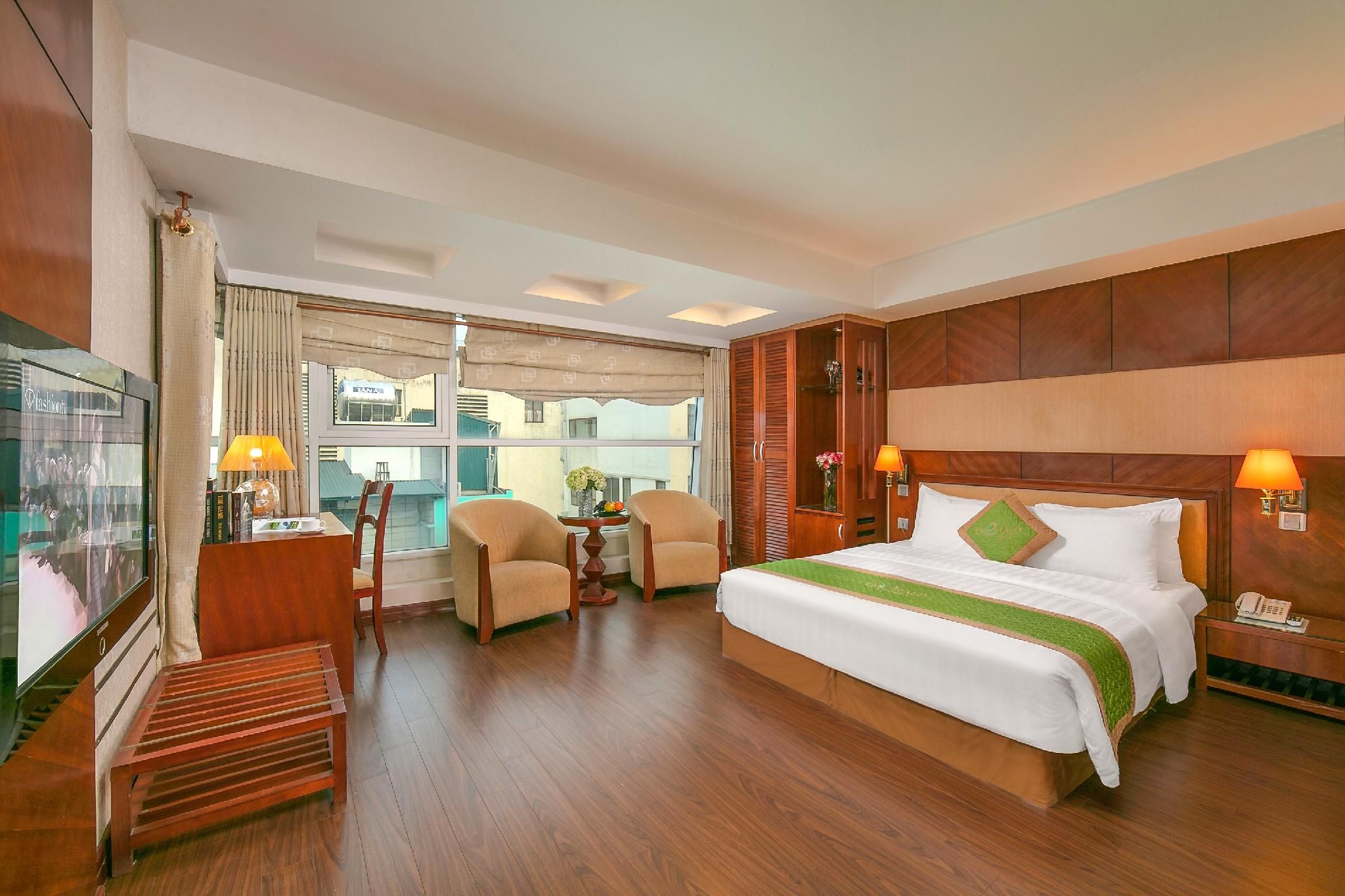 Executive Suite with Balcony