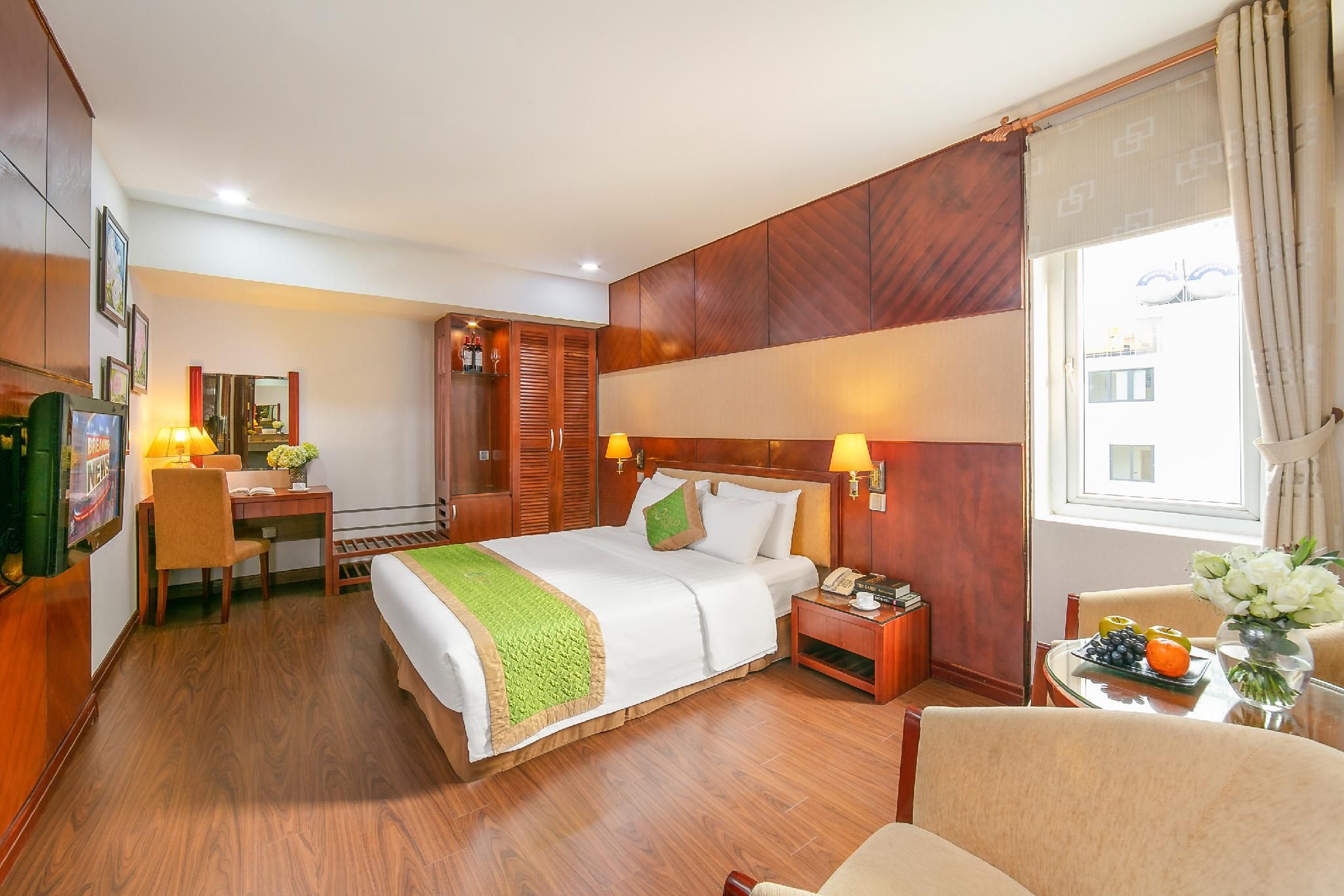 Deluxe Double or Twin Room with City View