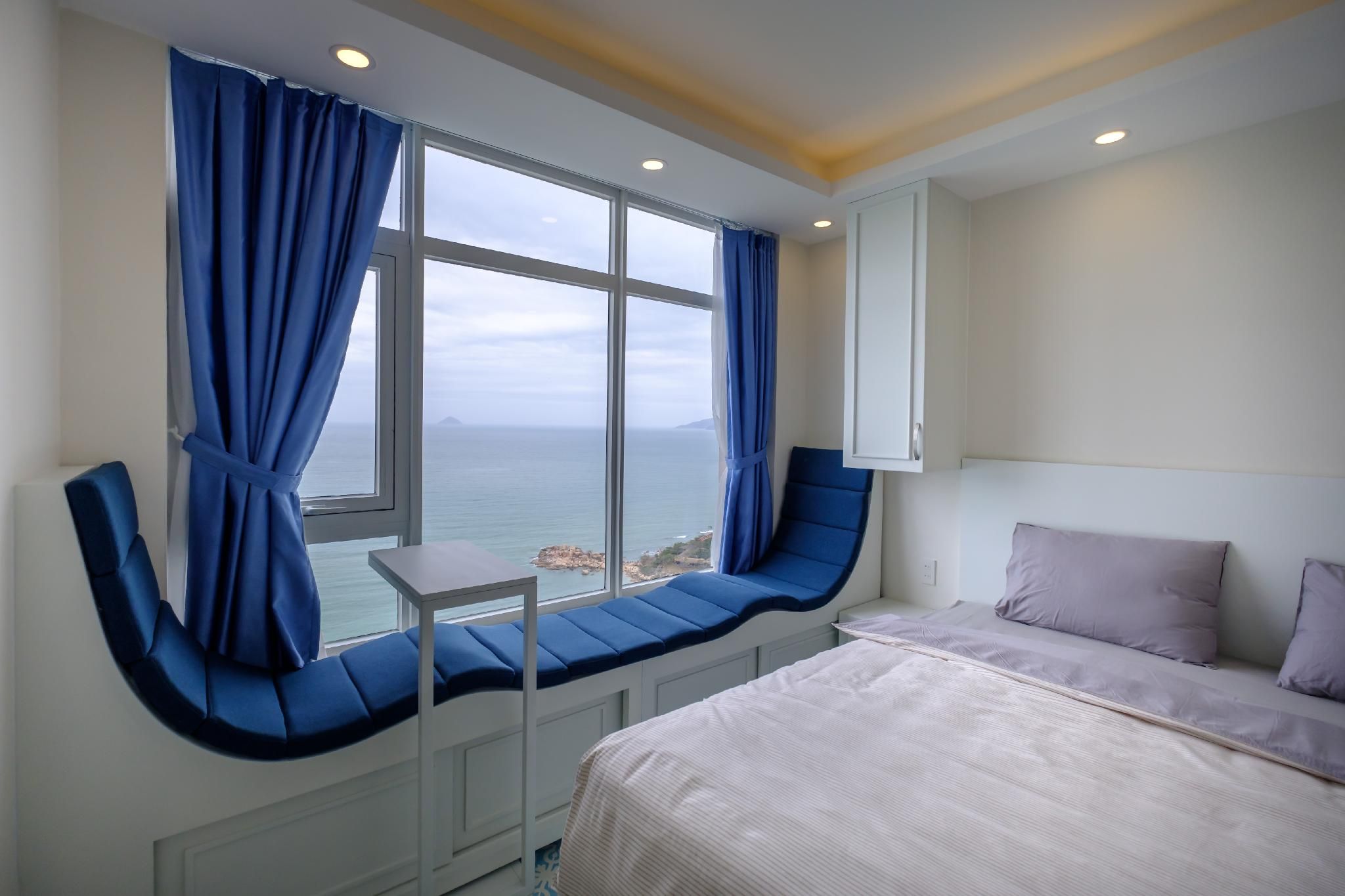 2-Bedroom Sea View Apartment