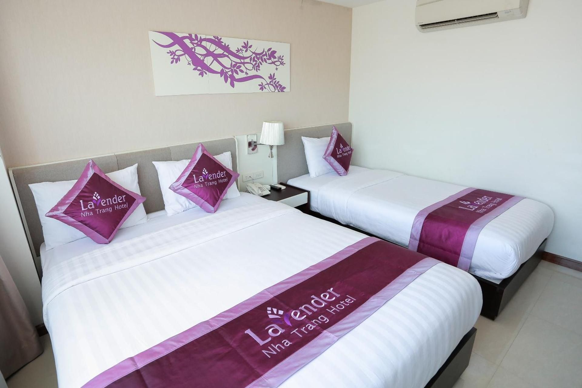 Deluxe Triple Room with Hill View