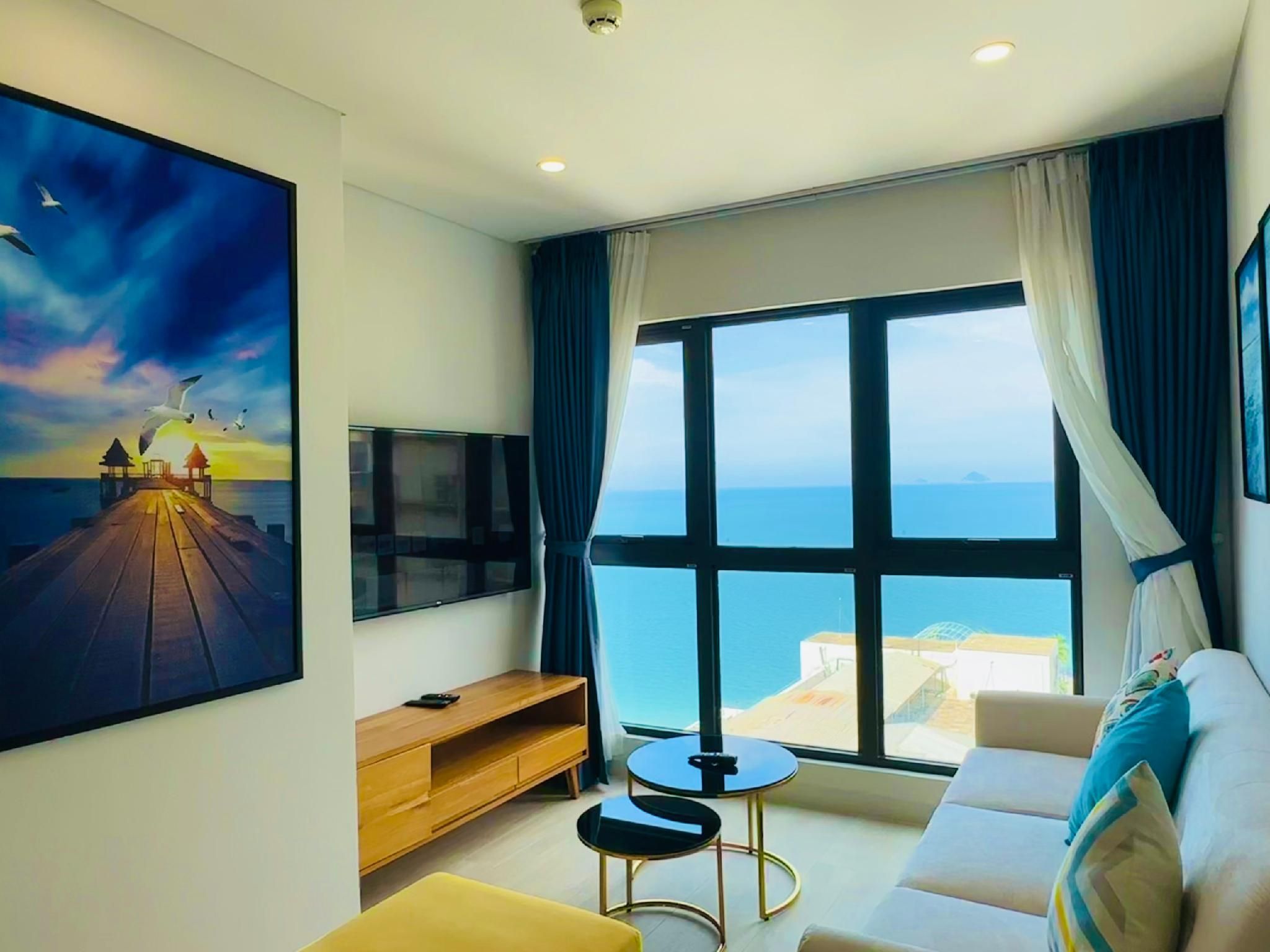 Two-bedroom ocean view apartment