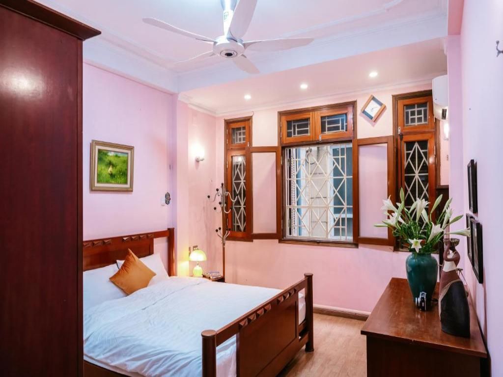 Double Room with Private Bathroom
