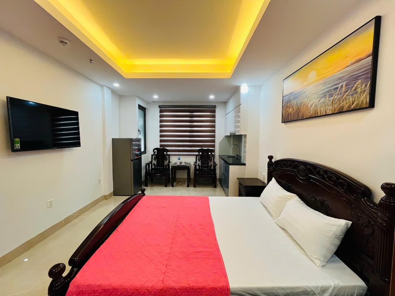 King Bed Standard City View