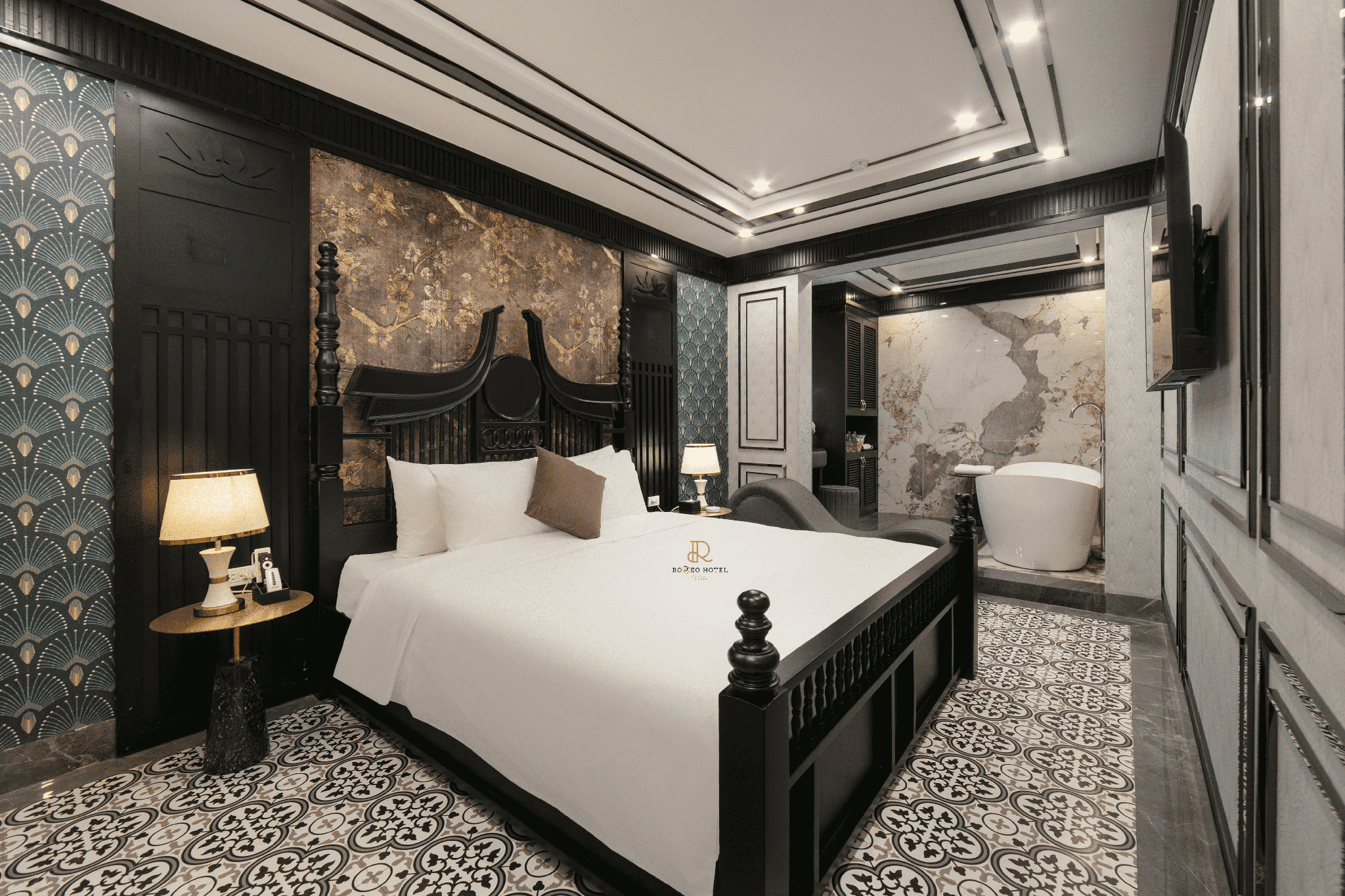 Indochine Deluxe