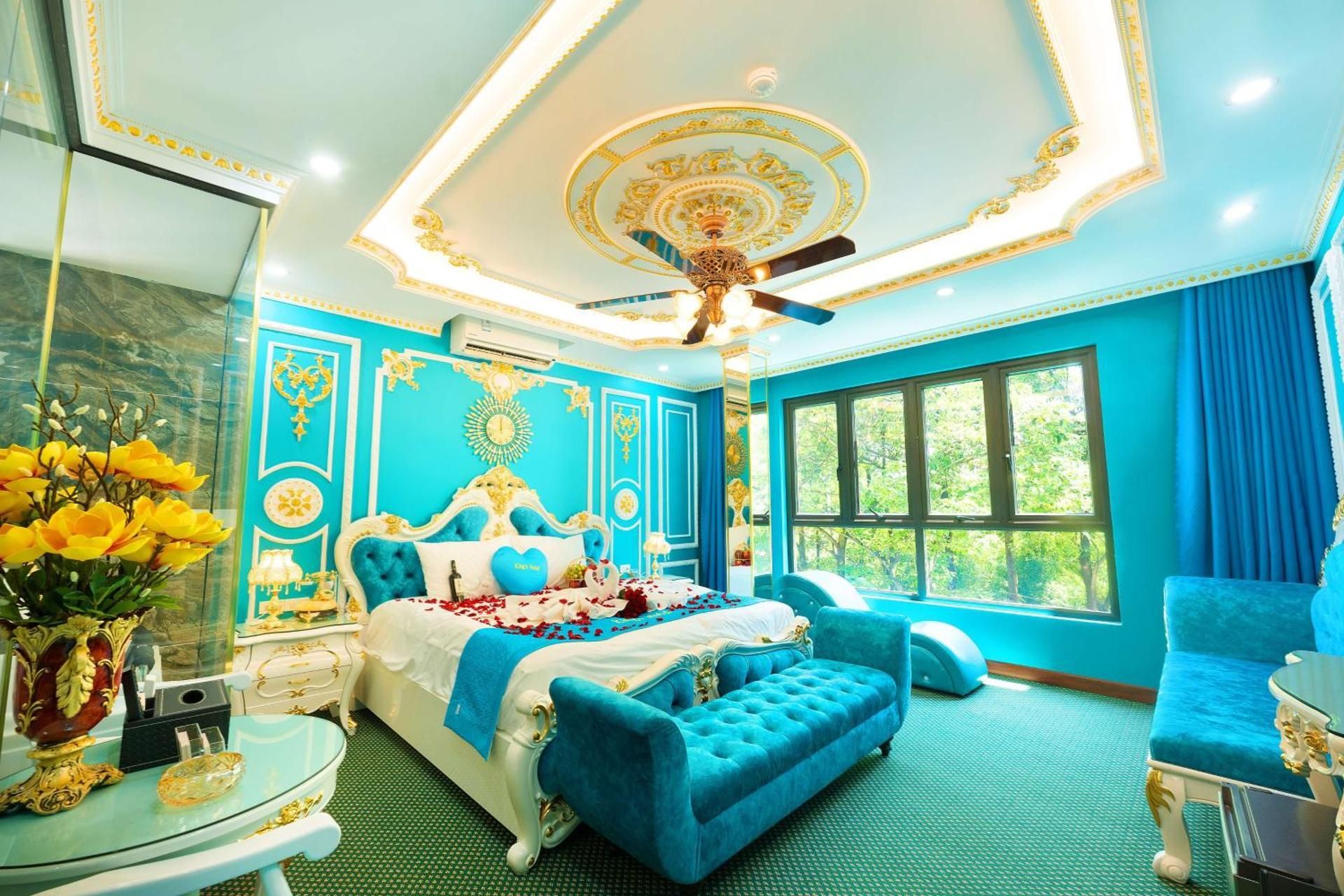 King Room with Spa Bath