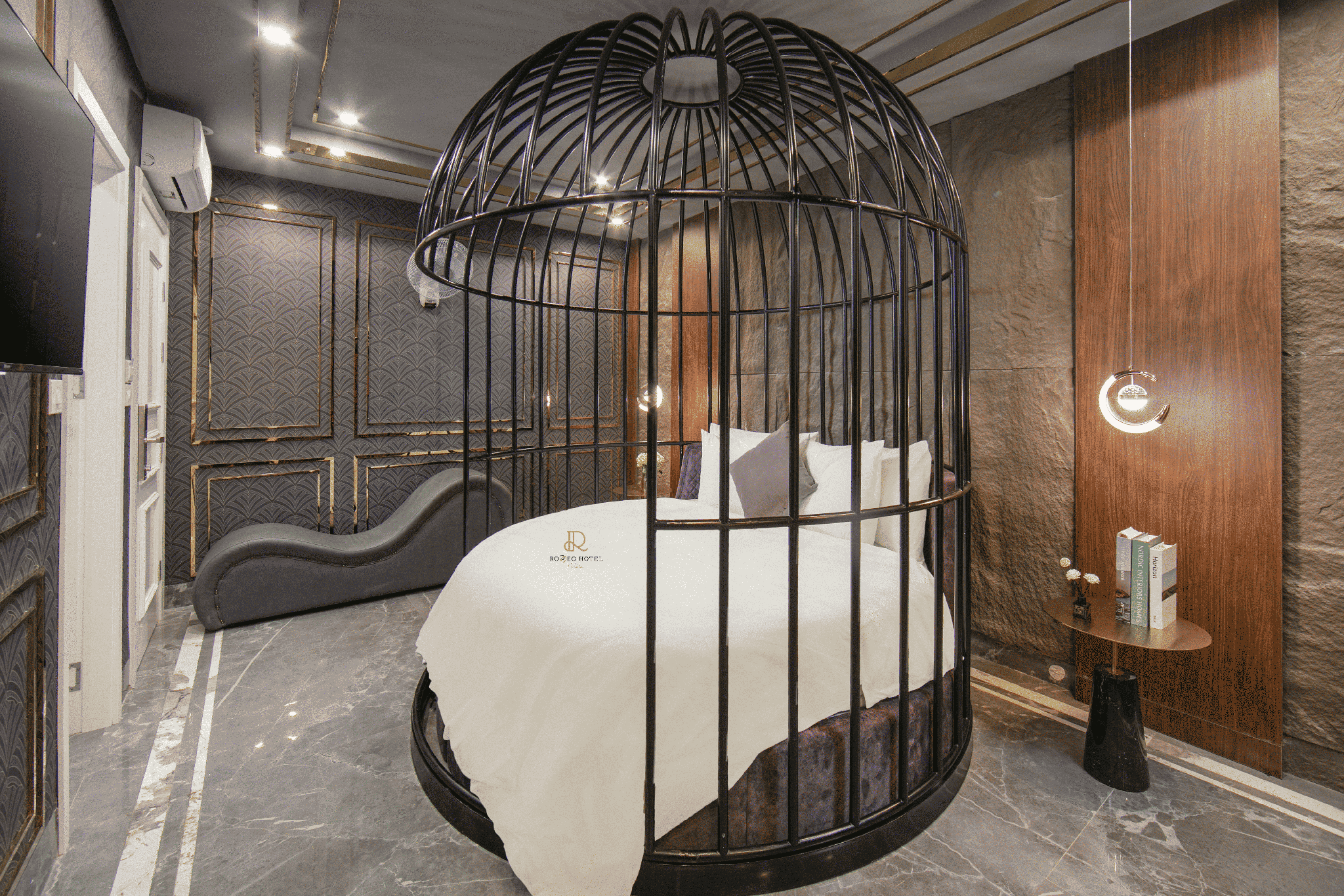 Theme Room