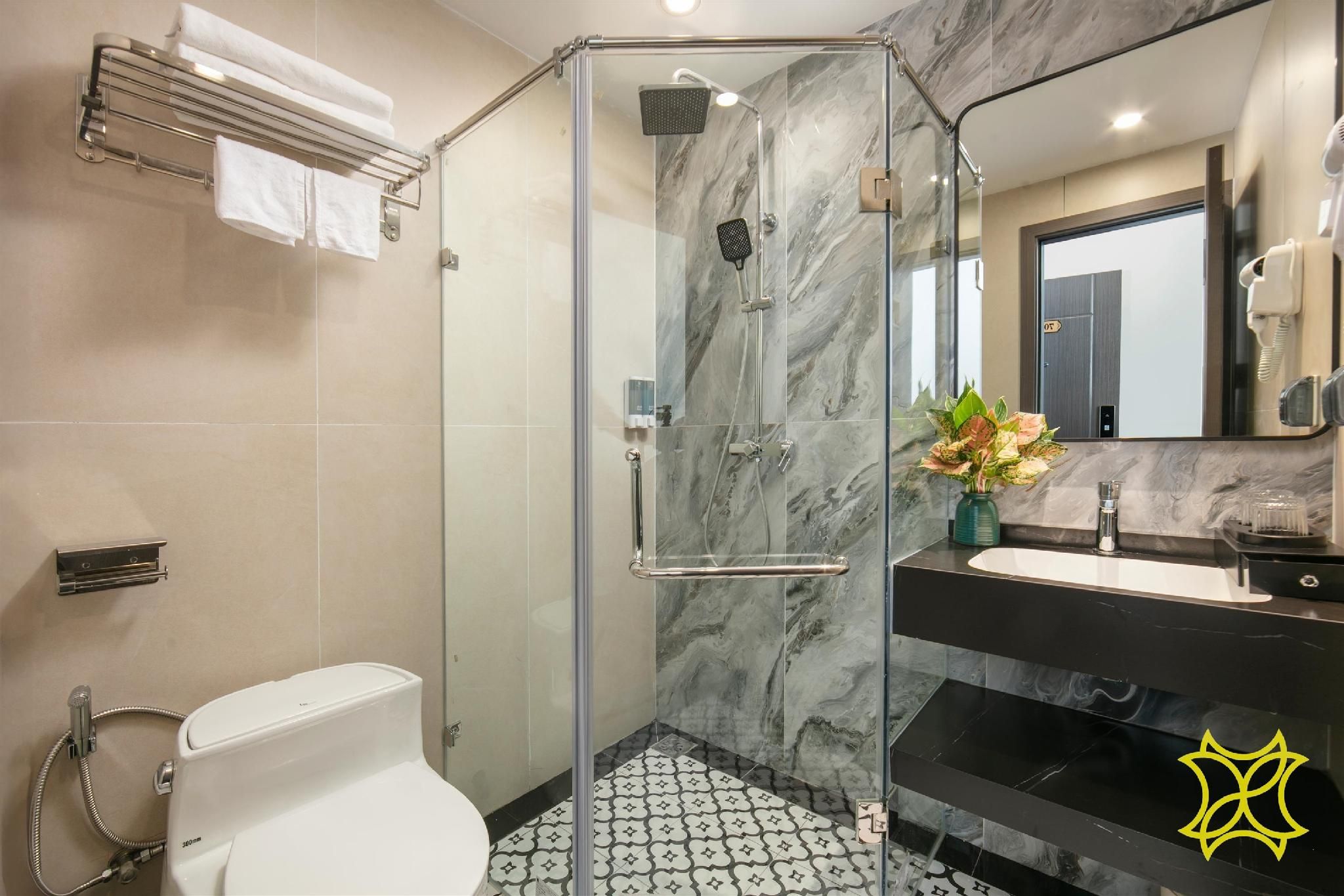 Suite Double City View