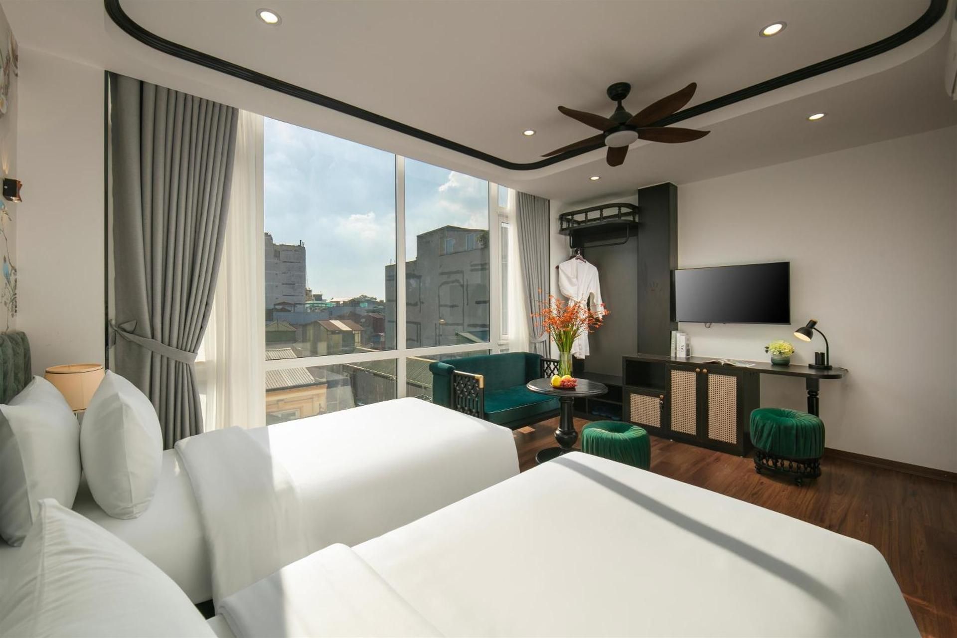 Twin Room with City View