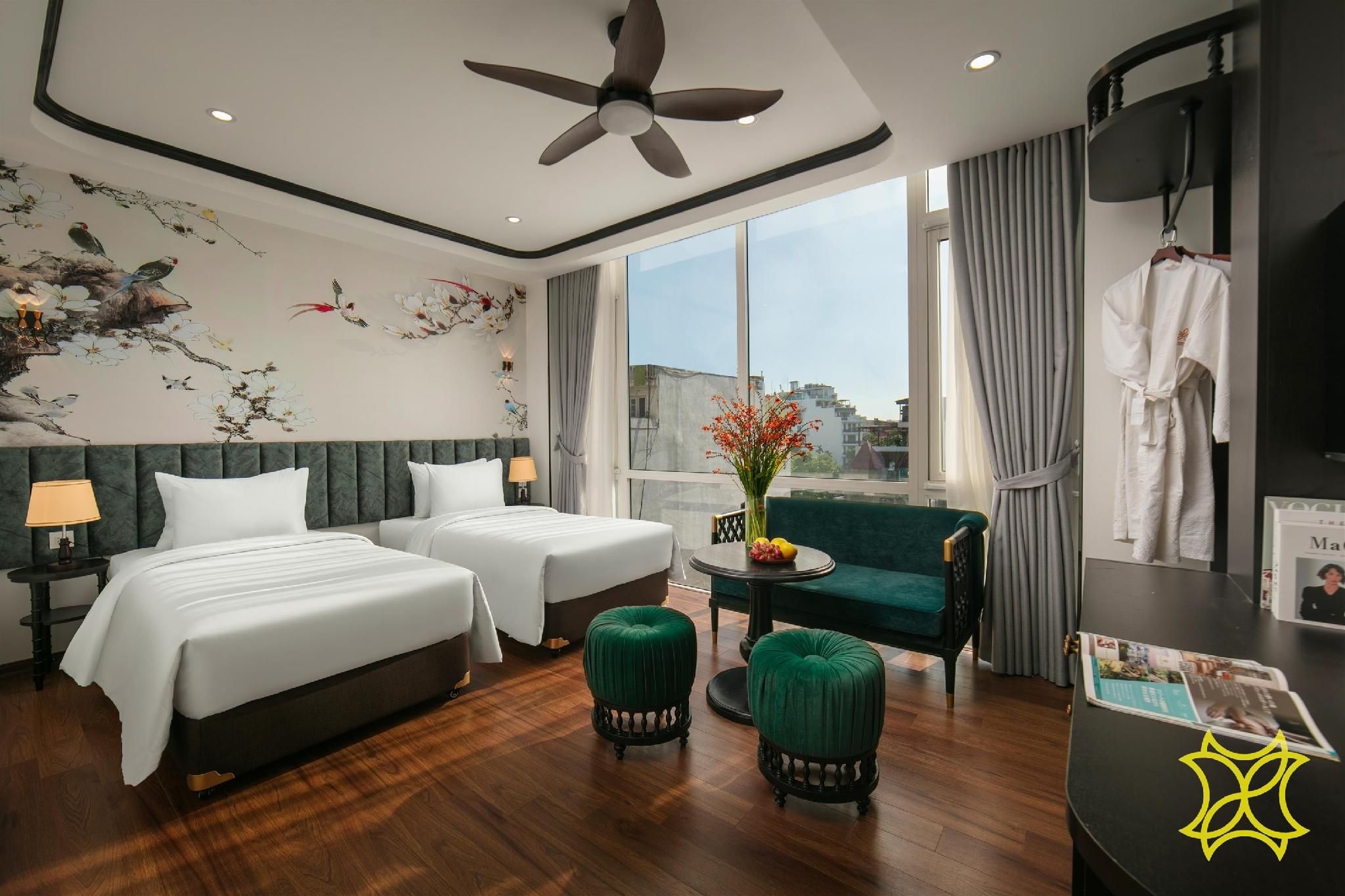 Suite Twin with City View