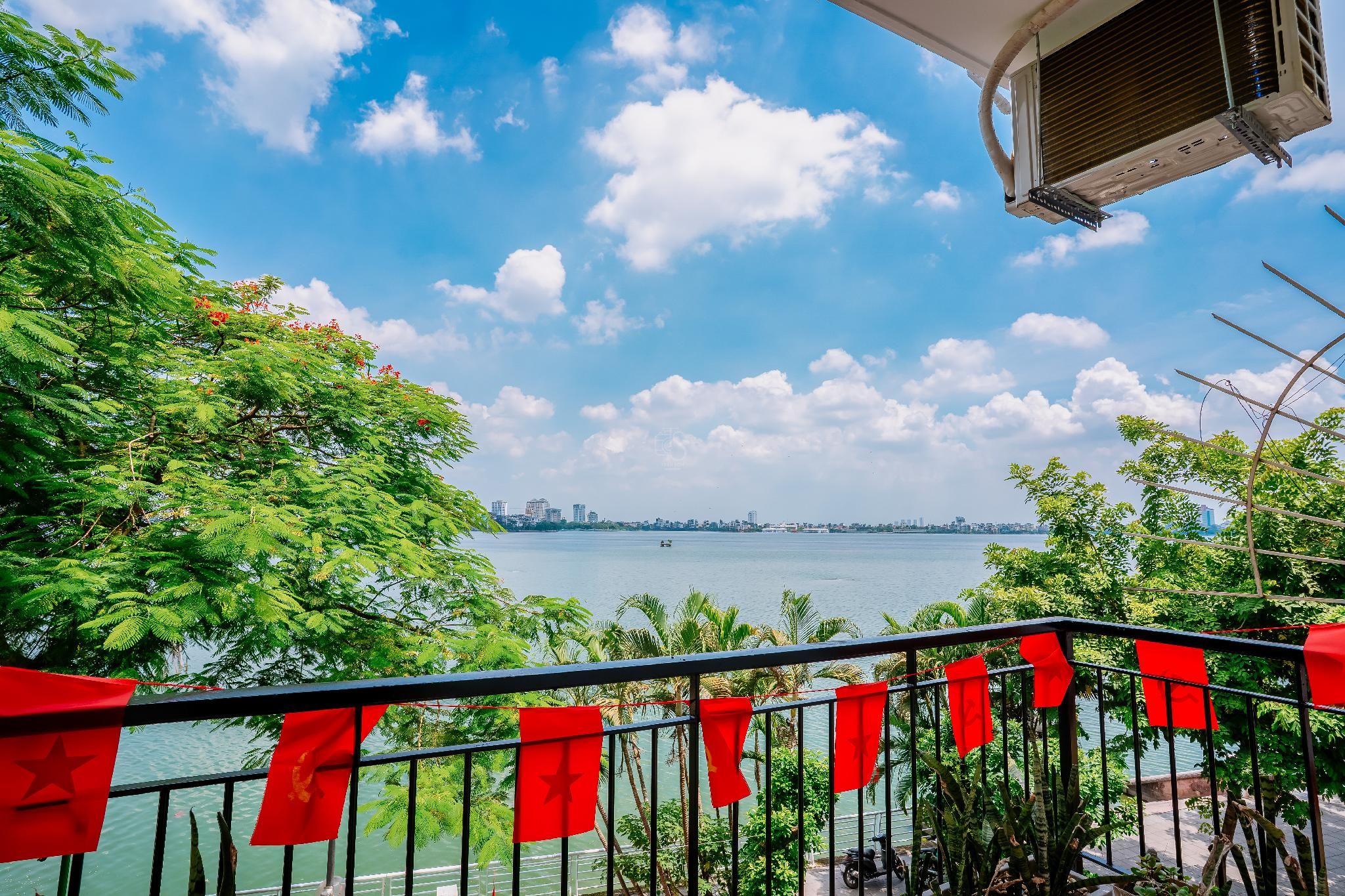 Lake View - Double Room