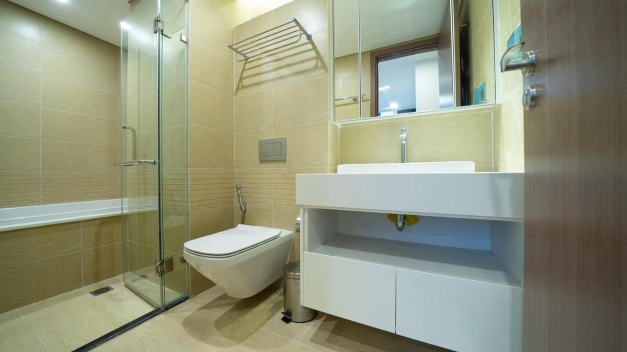 BOM HOMES- VINHOMES METROPOLIS-Service Apartment One-Bedroom Apartment 2