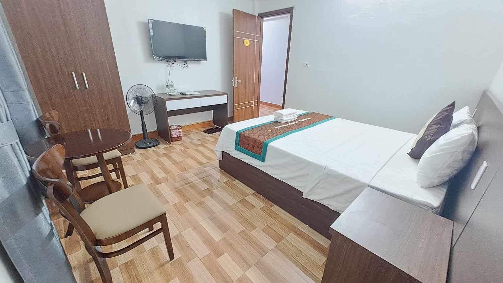 Queen Room