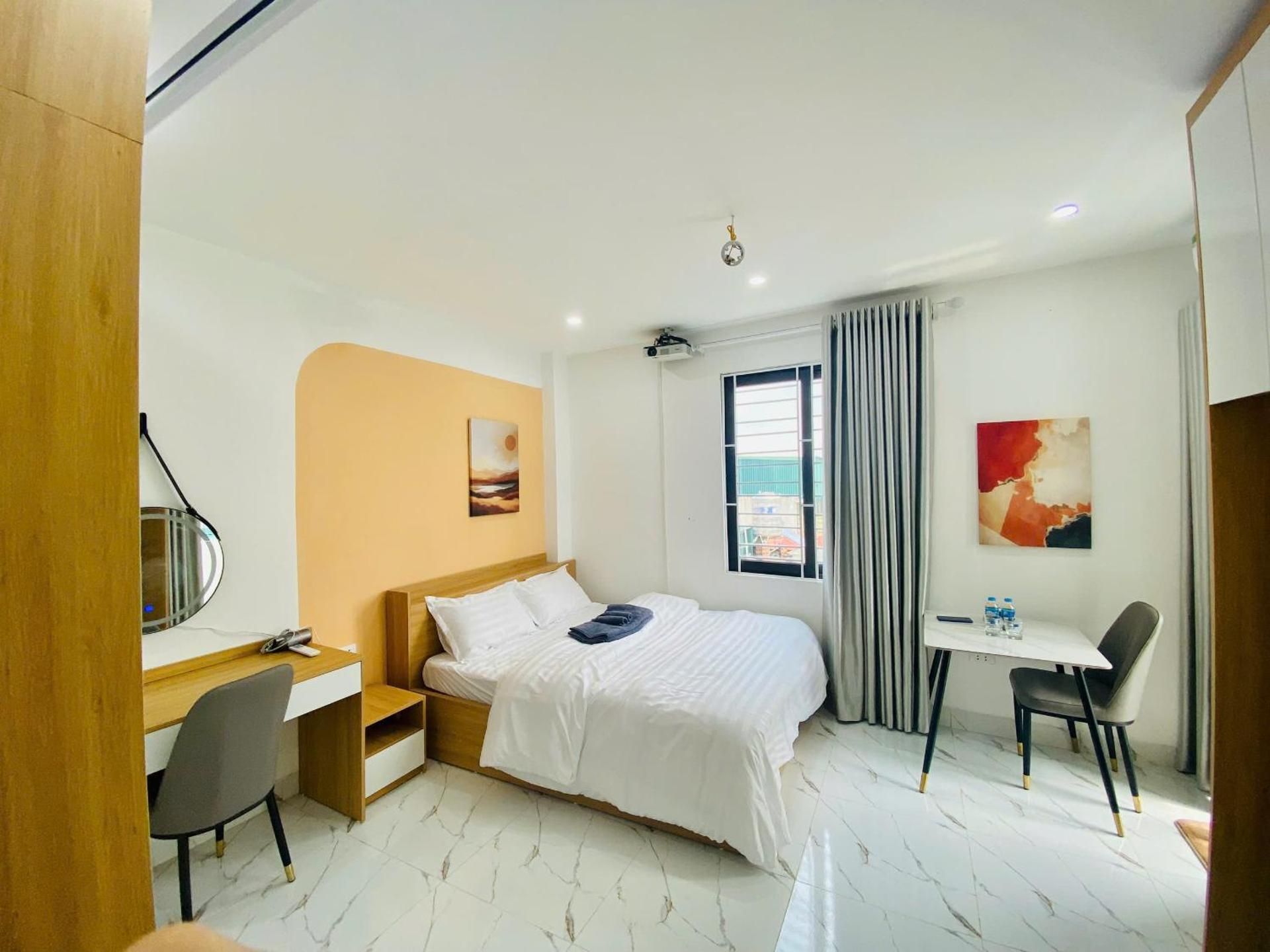 Studio 1 Bed with Balcony