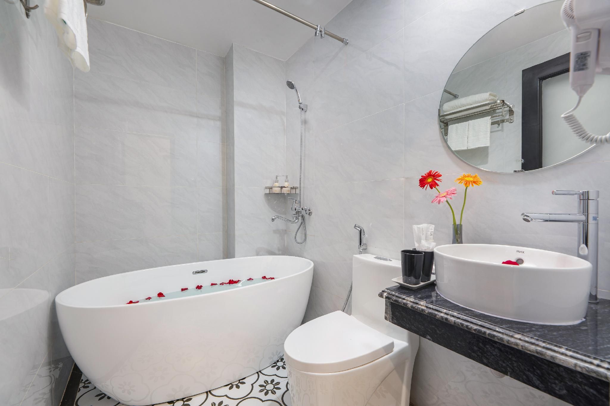 Suite with City View