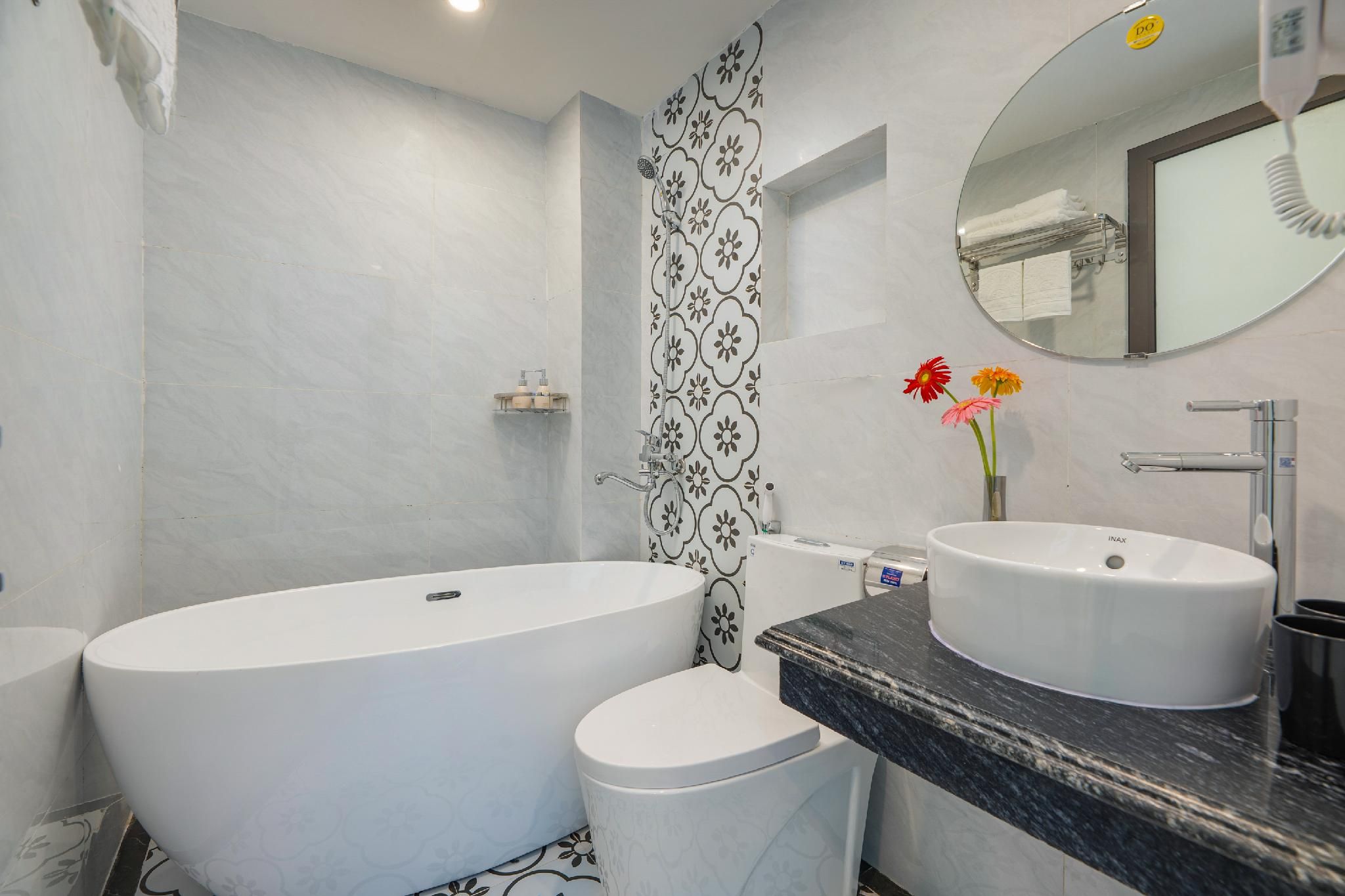 Junior Suite with Balcony