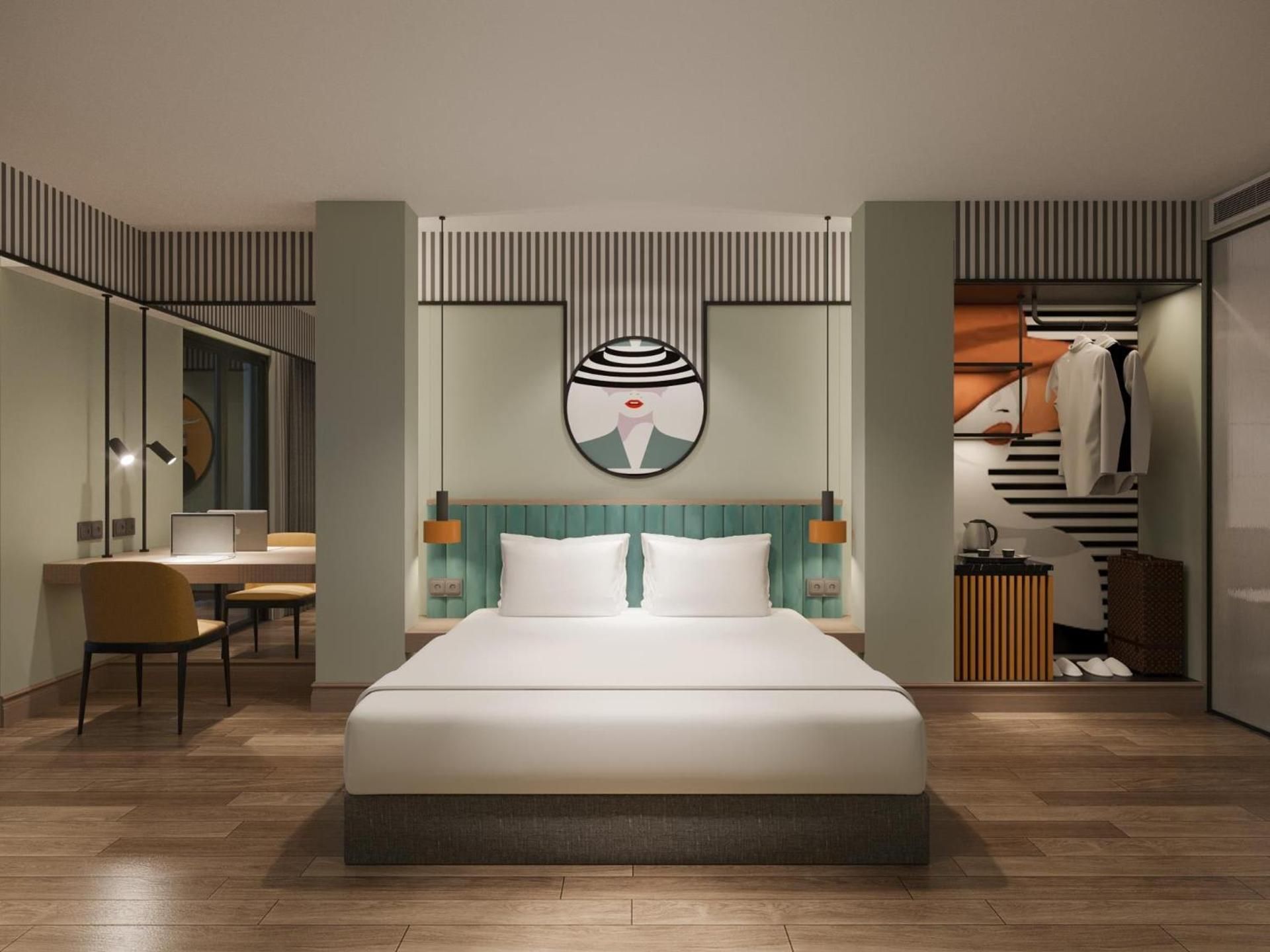 Solaria Balcony Streetview