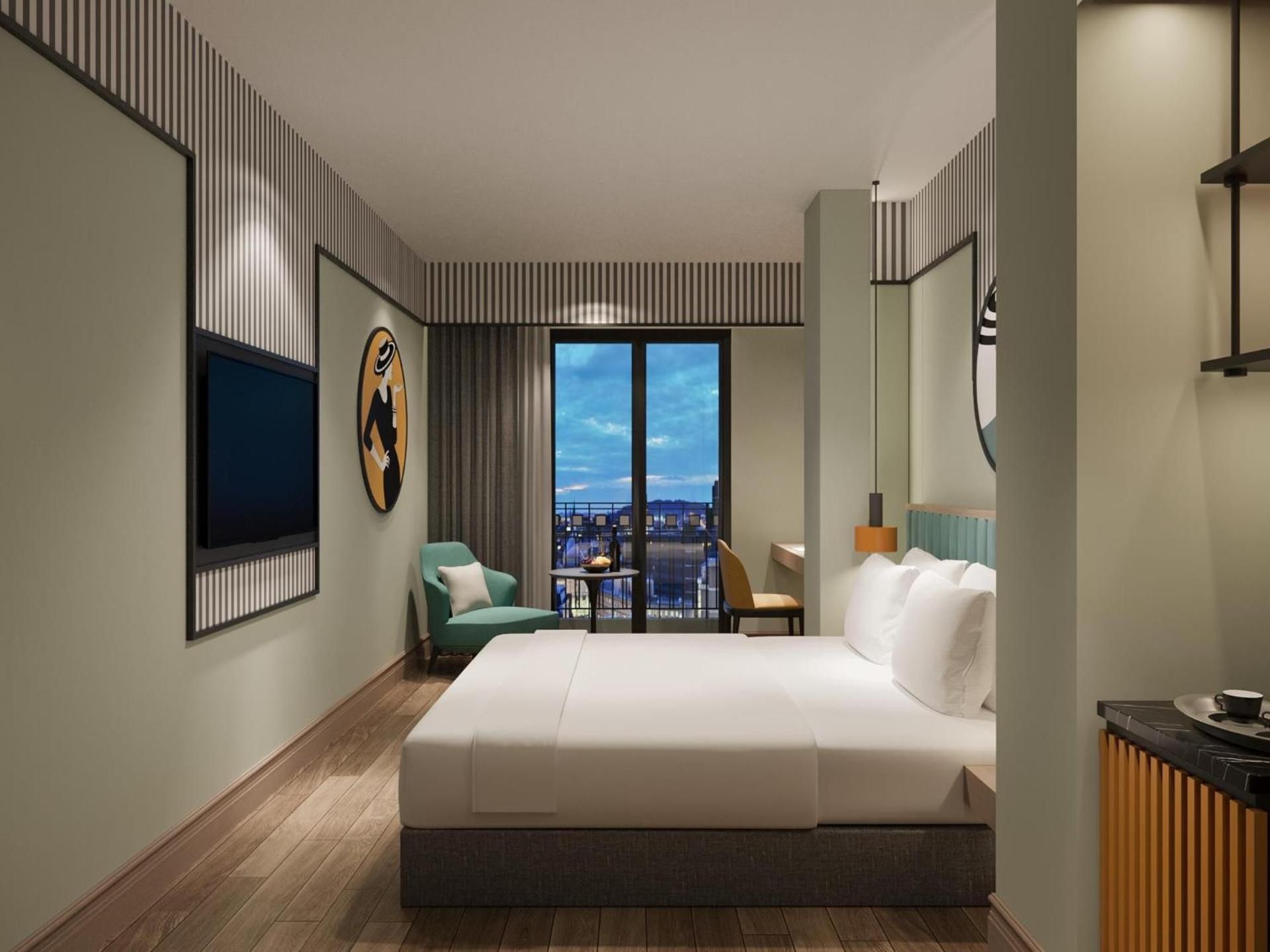 Solarium City View King Room with Balcony