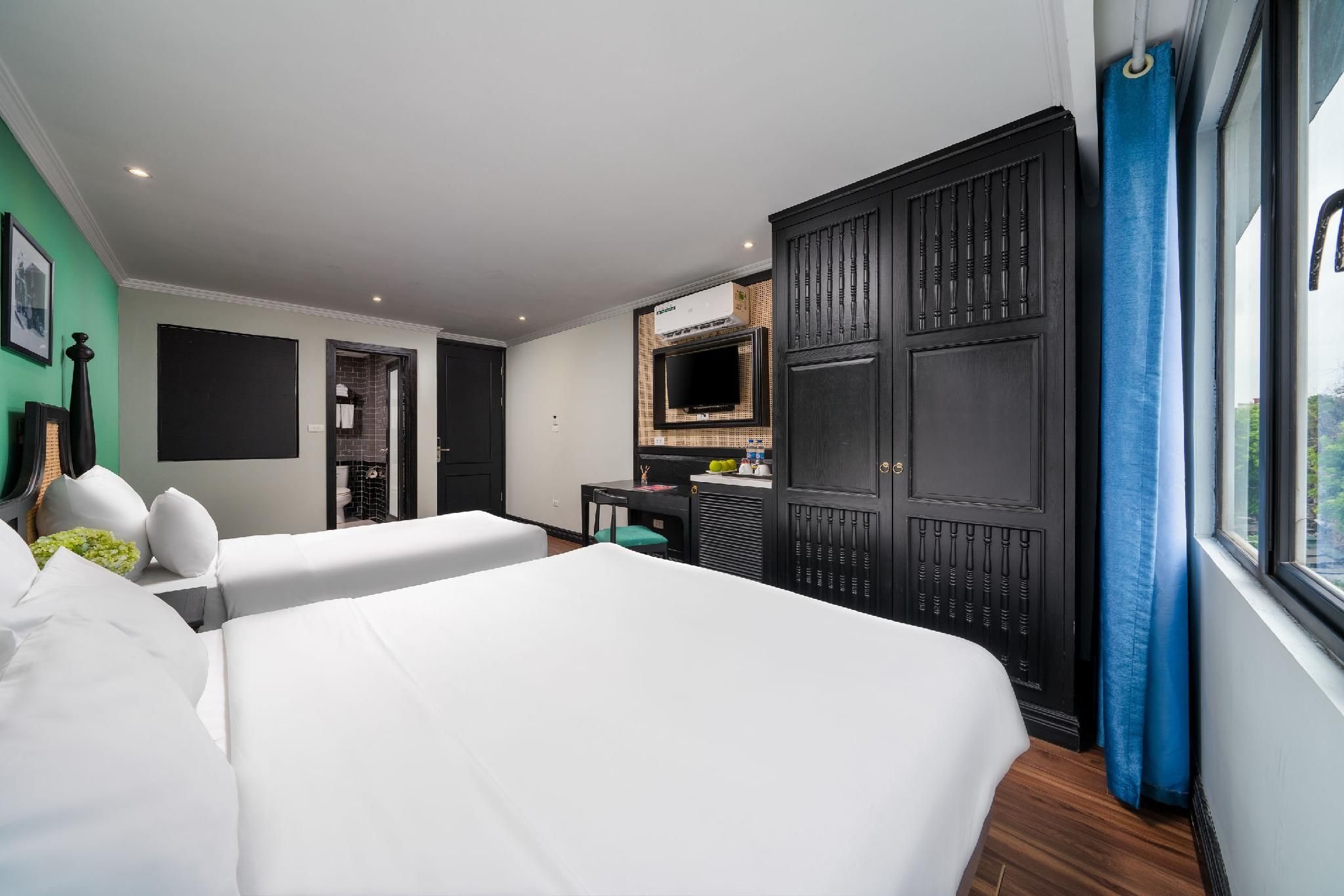 Family Suite - City View