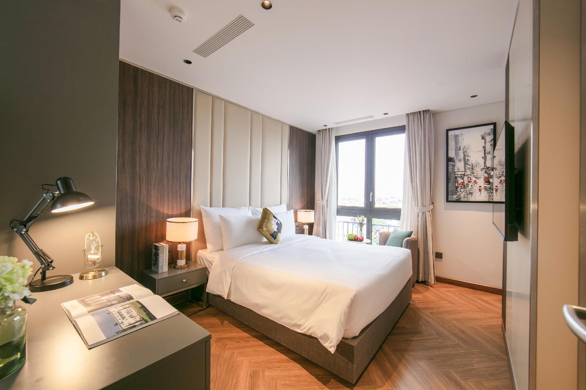 Superior Room with Bathtub