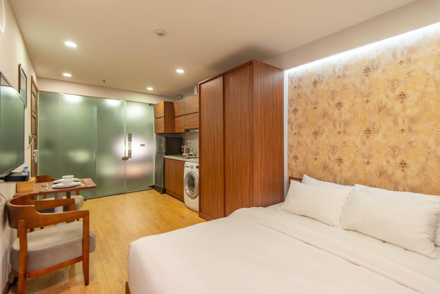 Ha Noi Lakeside Hotel and Residence Standard Double