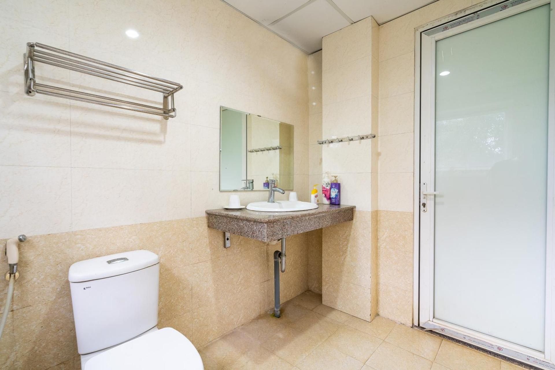 Mixed Dormitory Room