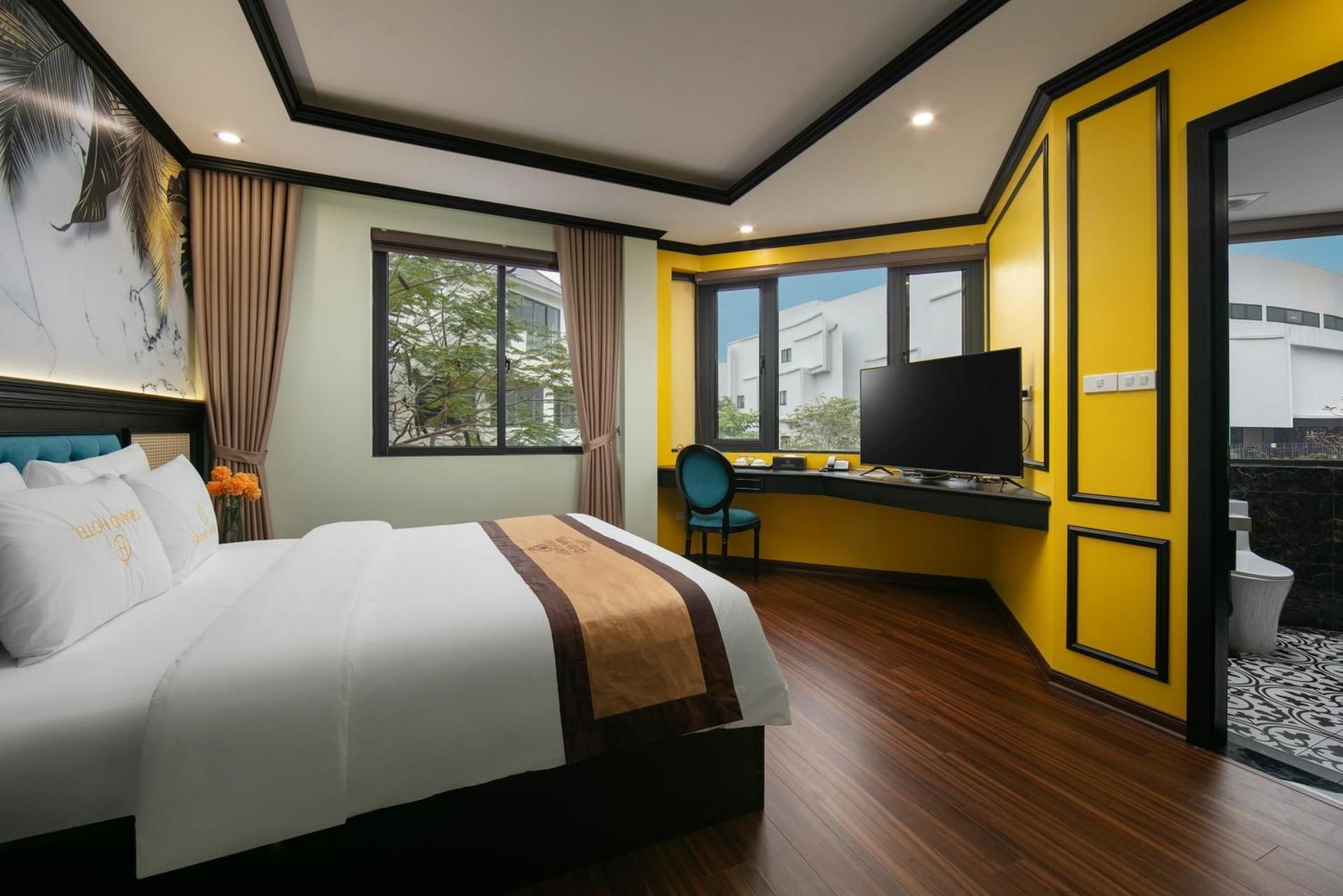Executive Suite